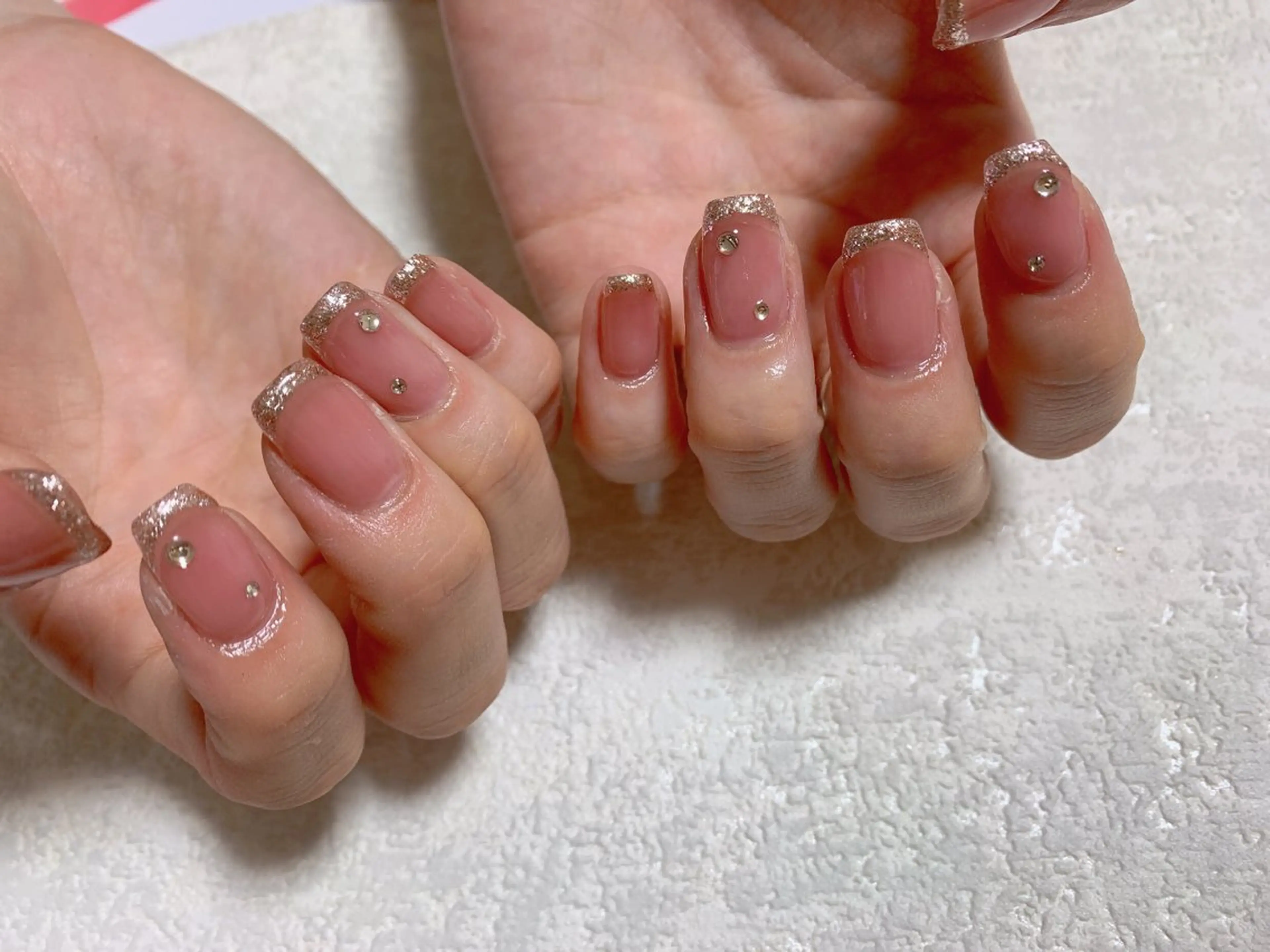 ネイル フレンチネイル ジェルネイル キラキラネイル 韓国ネイル ラメ(グリッター) kiki nail たまプラーザのネイルデザイン