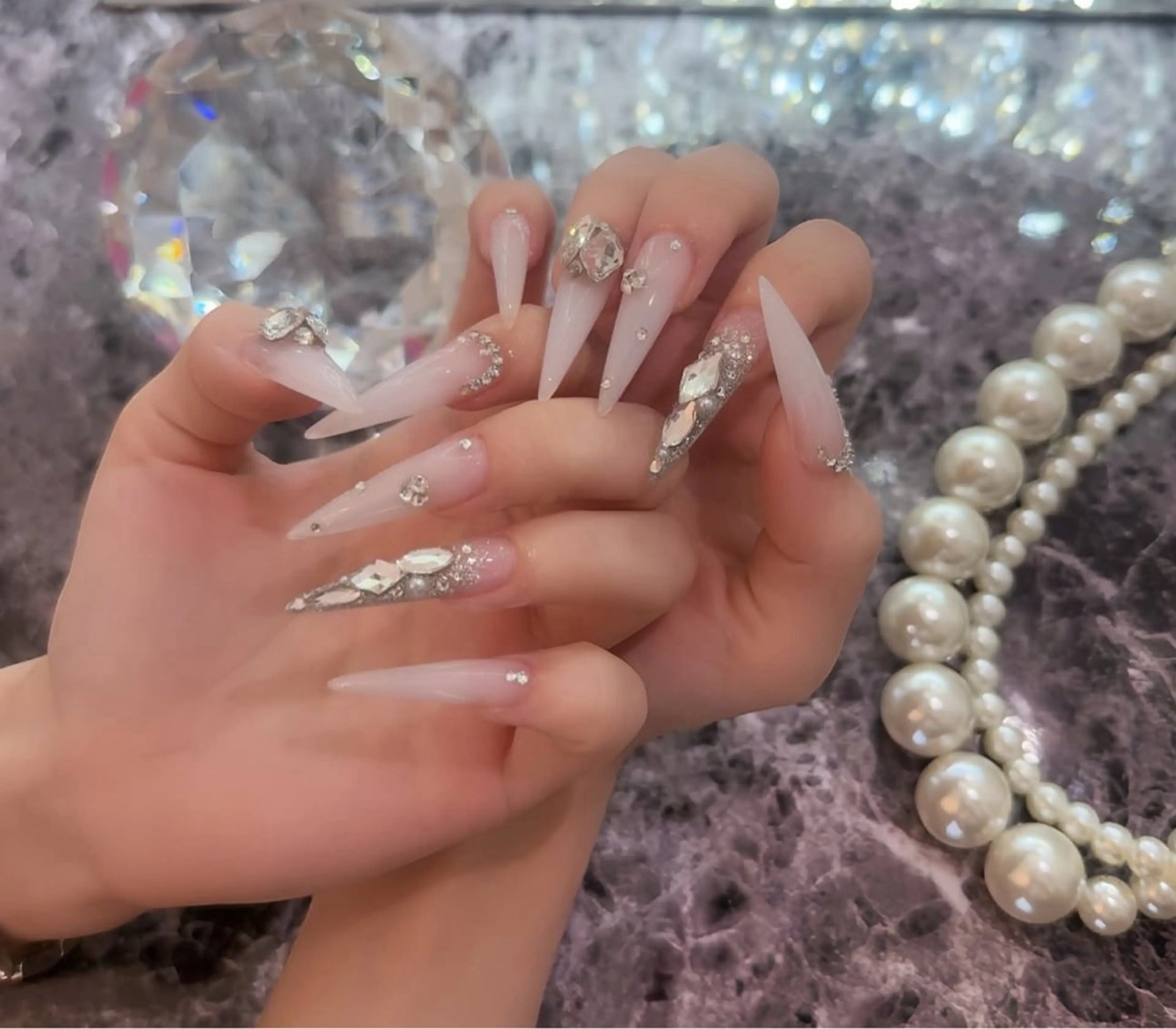 ネイル ハンドネイル ドリスネイルサロン所属・Doris Nail Salonのネイルデザイン