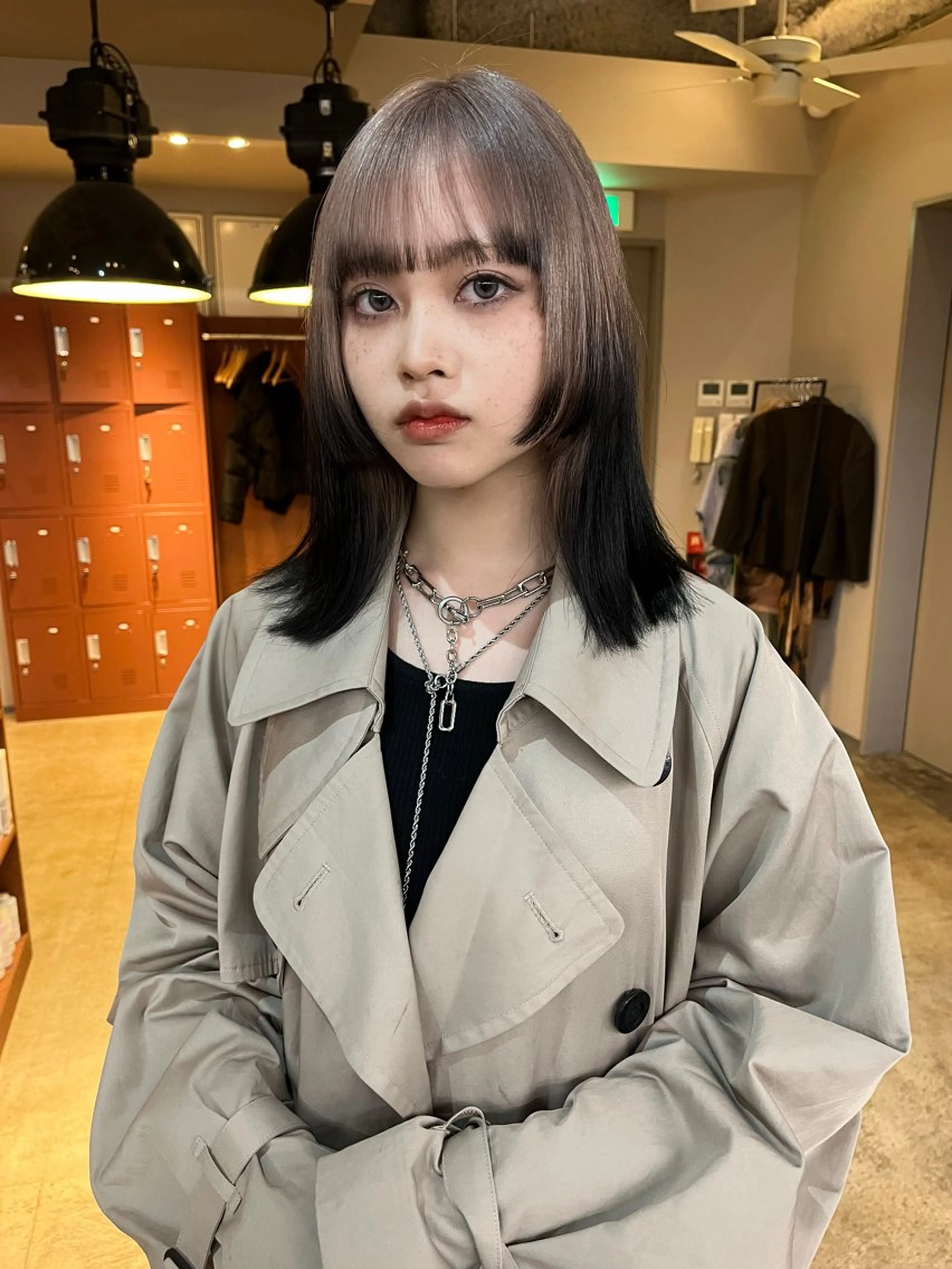 ミディアム カラー グラデーションカラー 縮毛矯正 ヘアカラー トリートメント 🩷ハイトーン透明感 レイヤー🩷ユリカのヘアスタイル