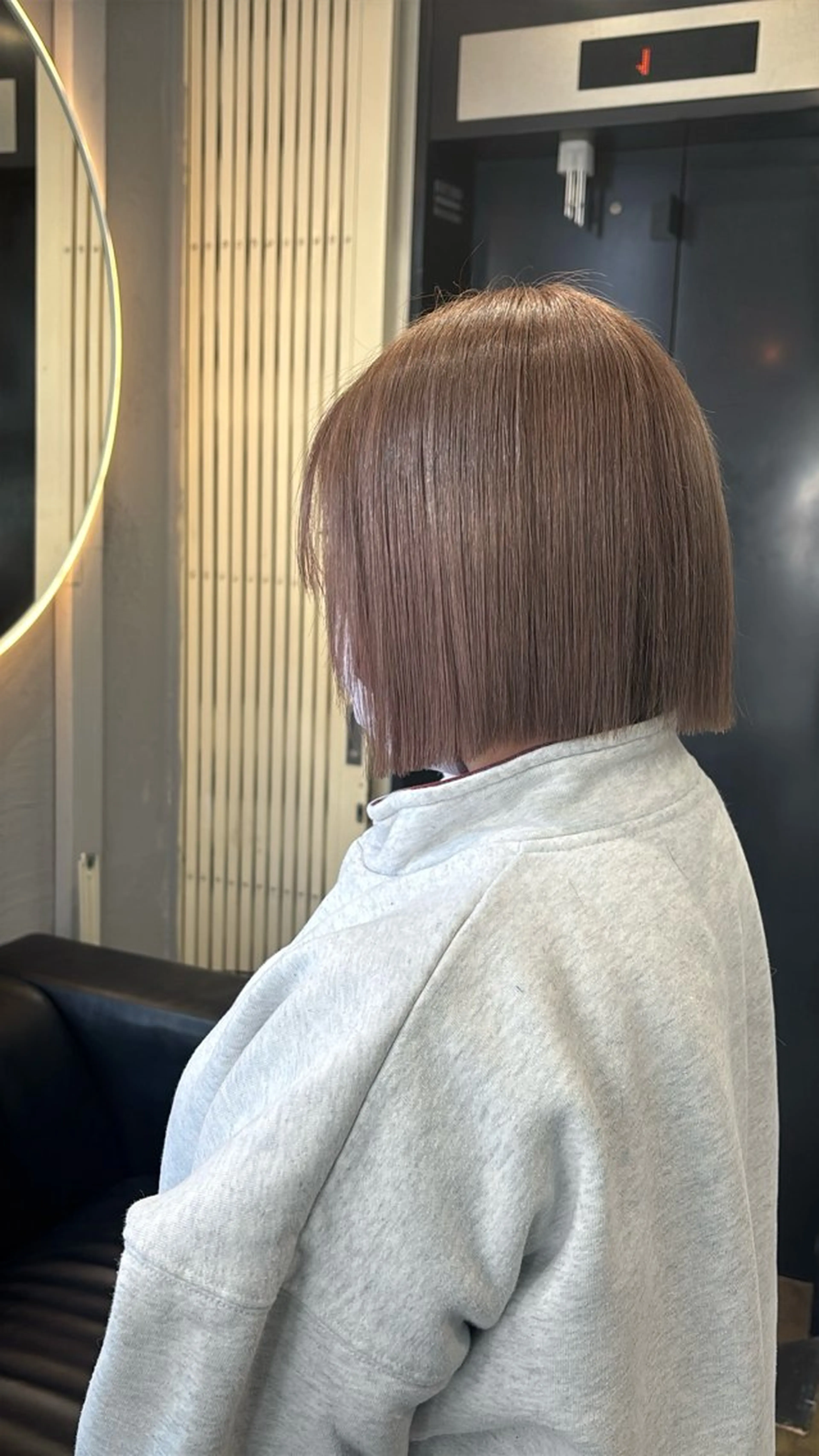 ミディアム ヘアカラー トリートメント 韓国ヘア/ブリーチ無 しWカラー/オリーブのヘアスタイル