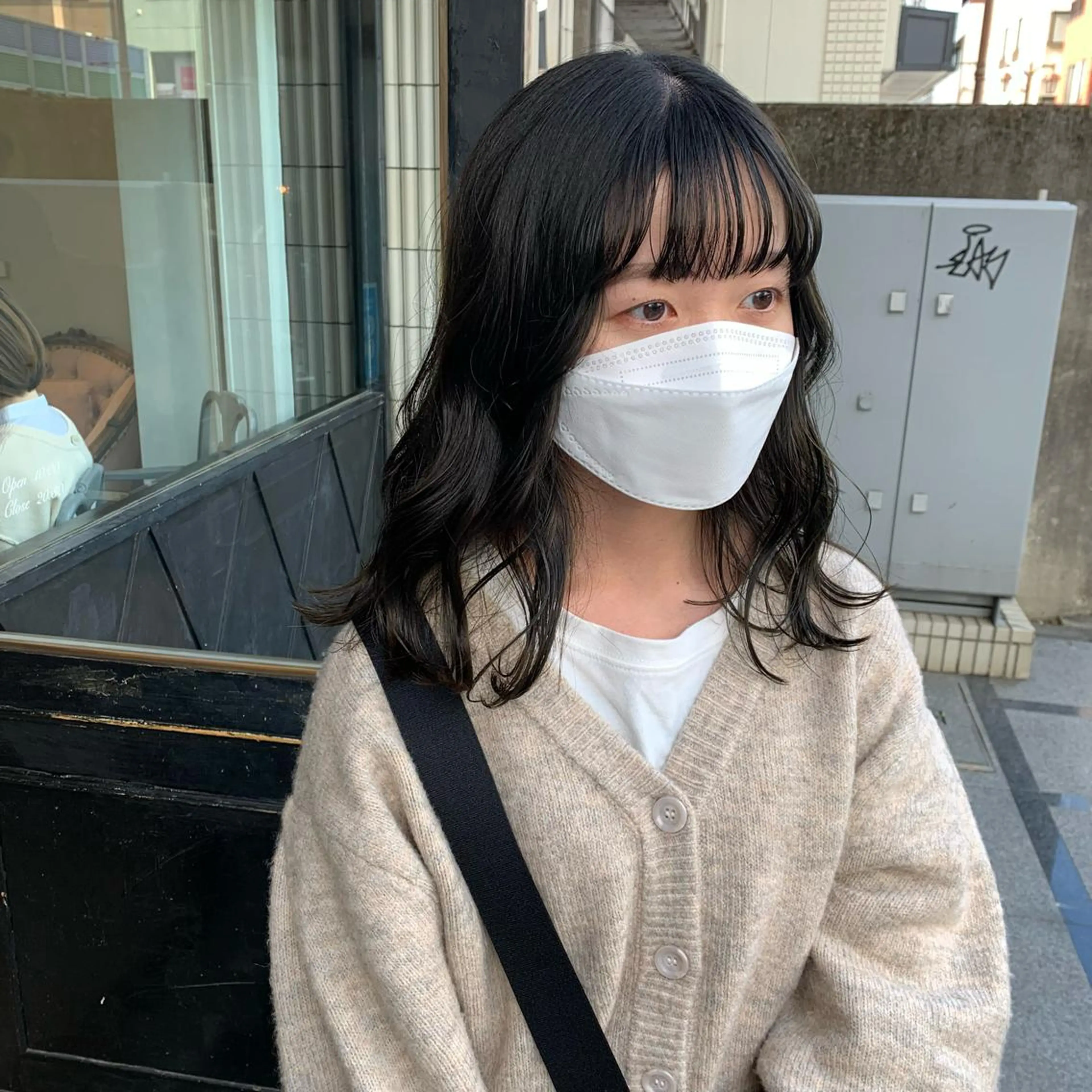 ミディアム カラー カット ヘアカラー SAKINO. ベージュカラーのヘアスタイル