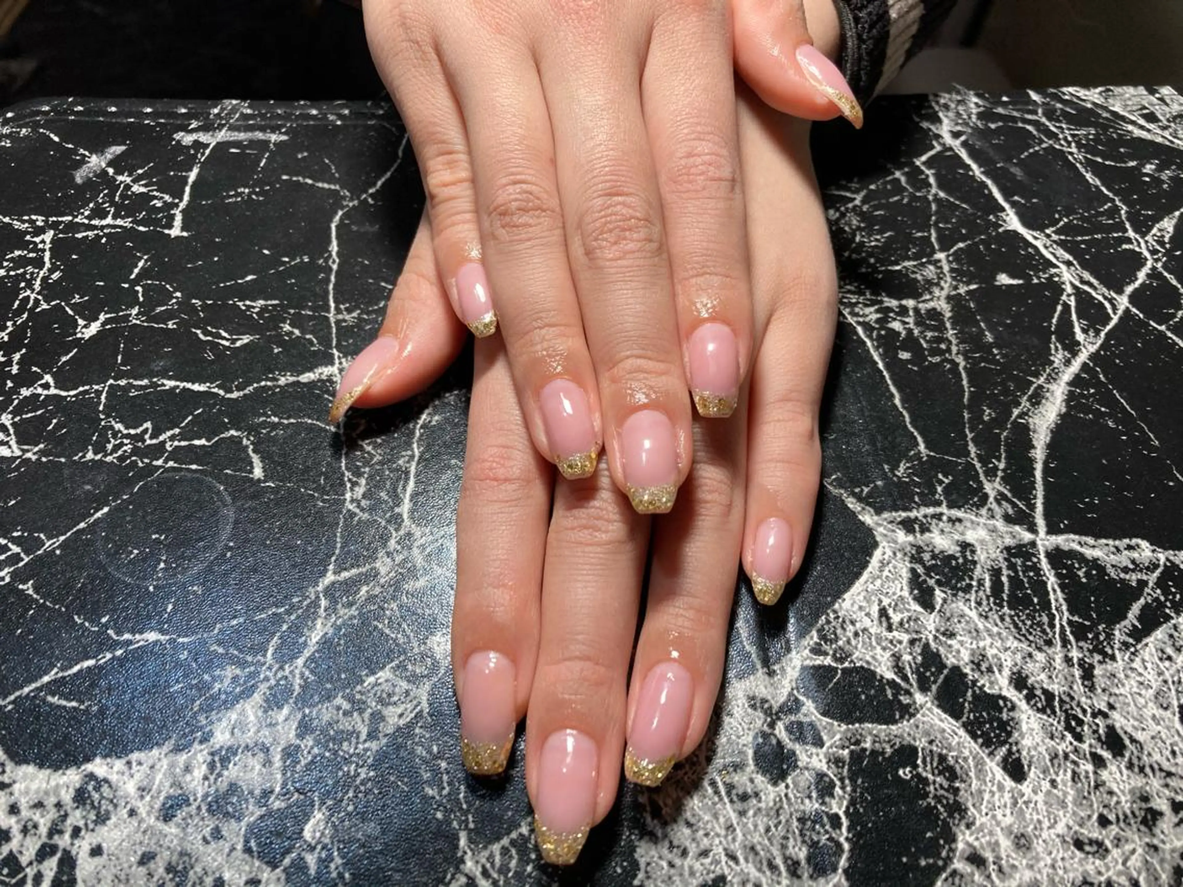 ミディアム ネイル ハンドネイル フットネイル ✴︎ Delightのネイルデザイン