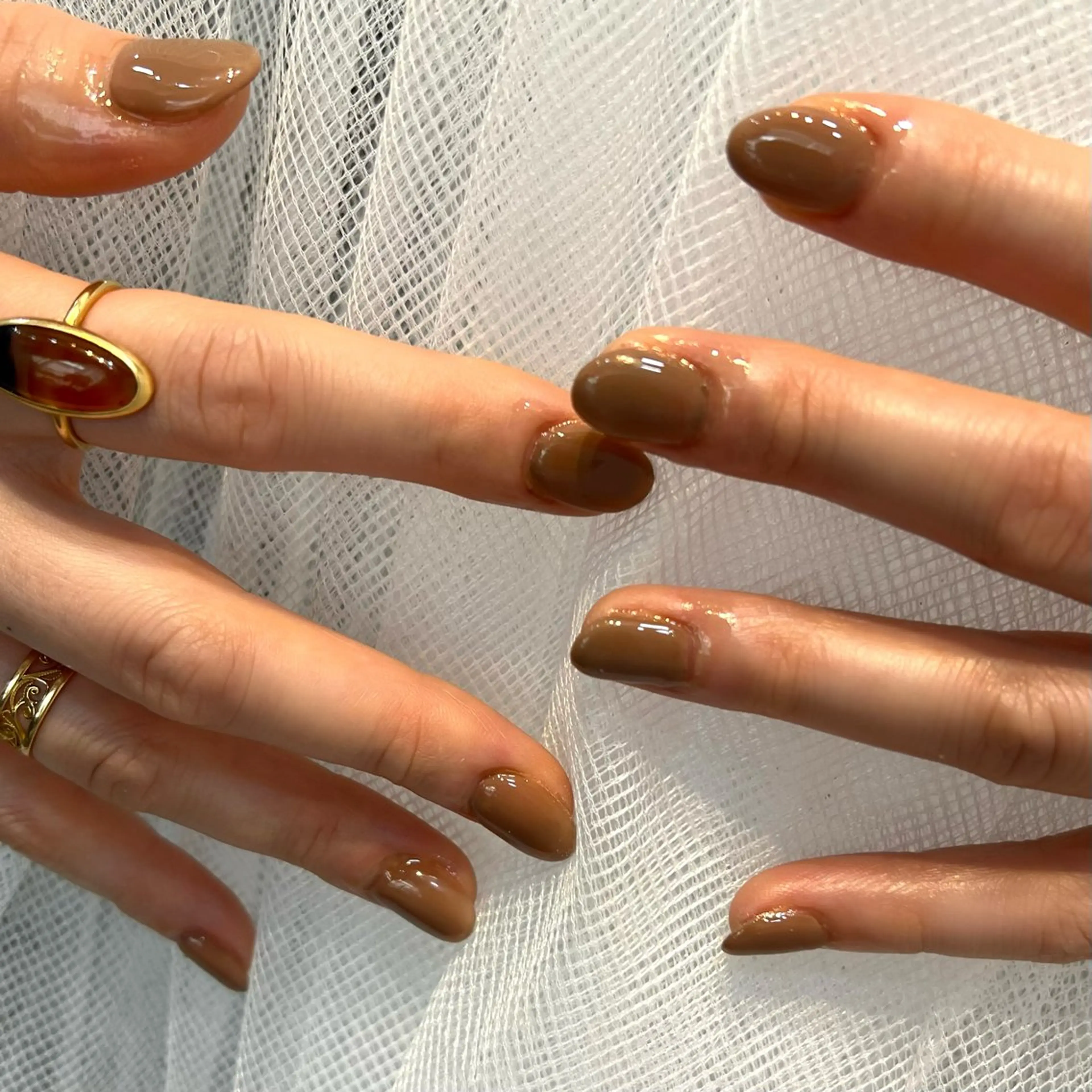 ネイル ハンドネイル ミルオトンヌ／ 鎌田里穂のマツエク・マツパデザイン