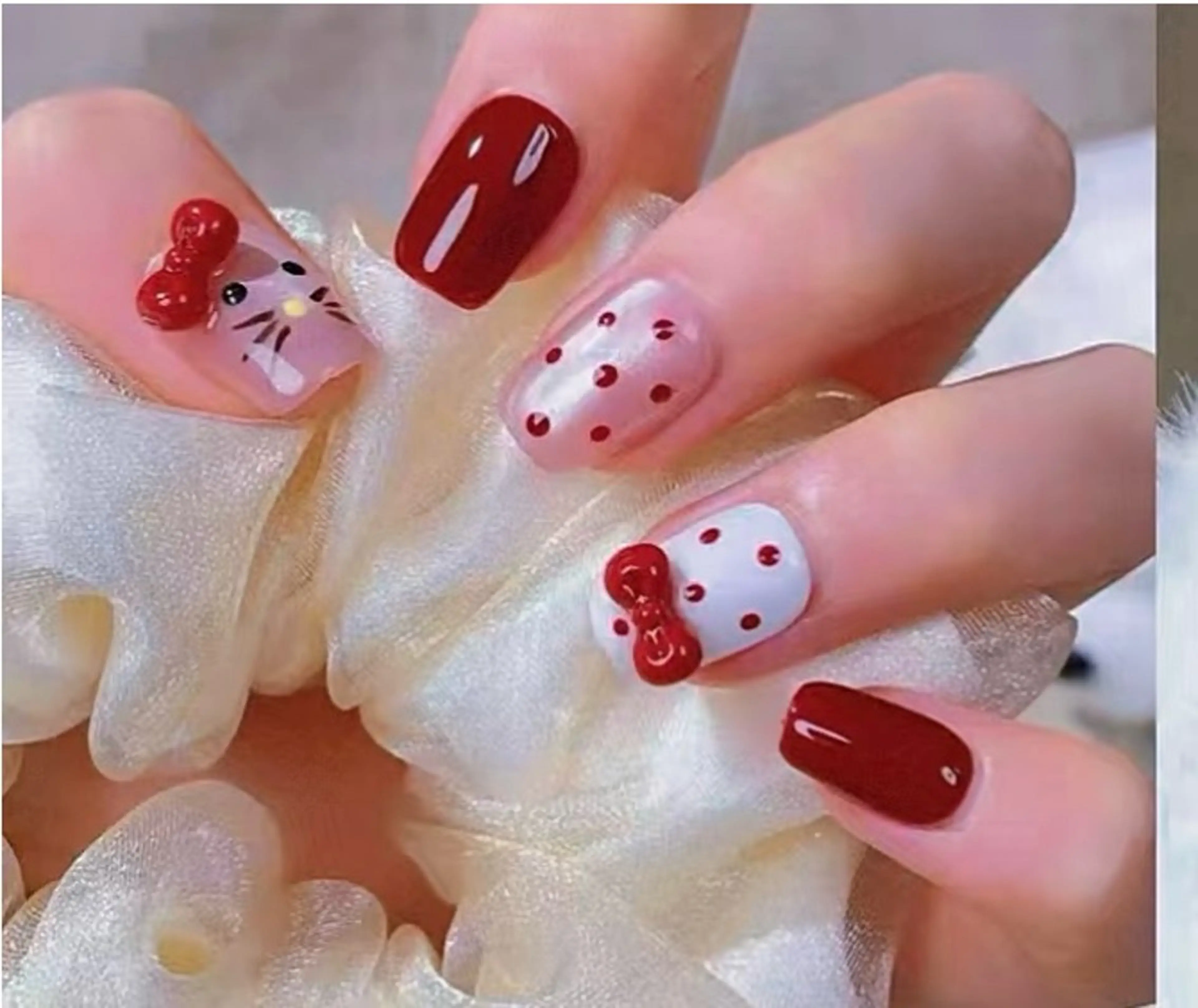 ネイル ハンドネイル H3 Nail Tsuki🦋💙のネイルデザイン