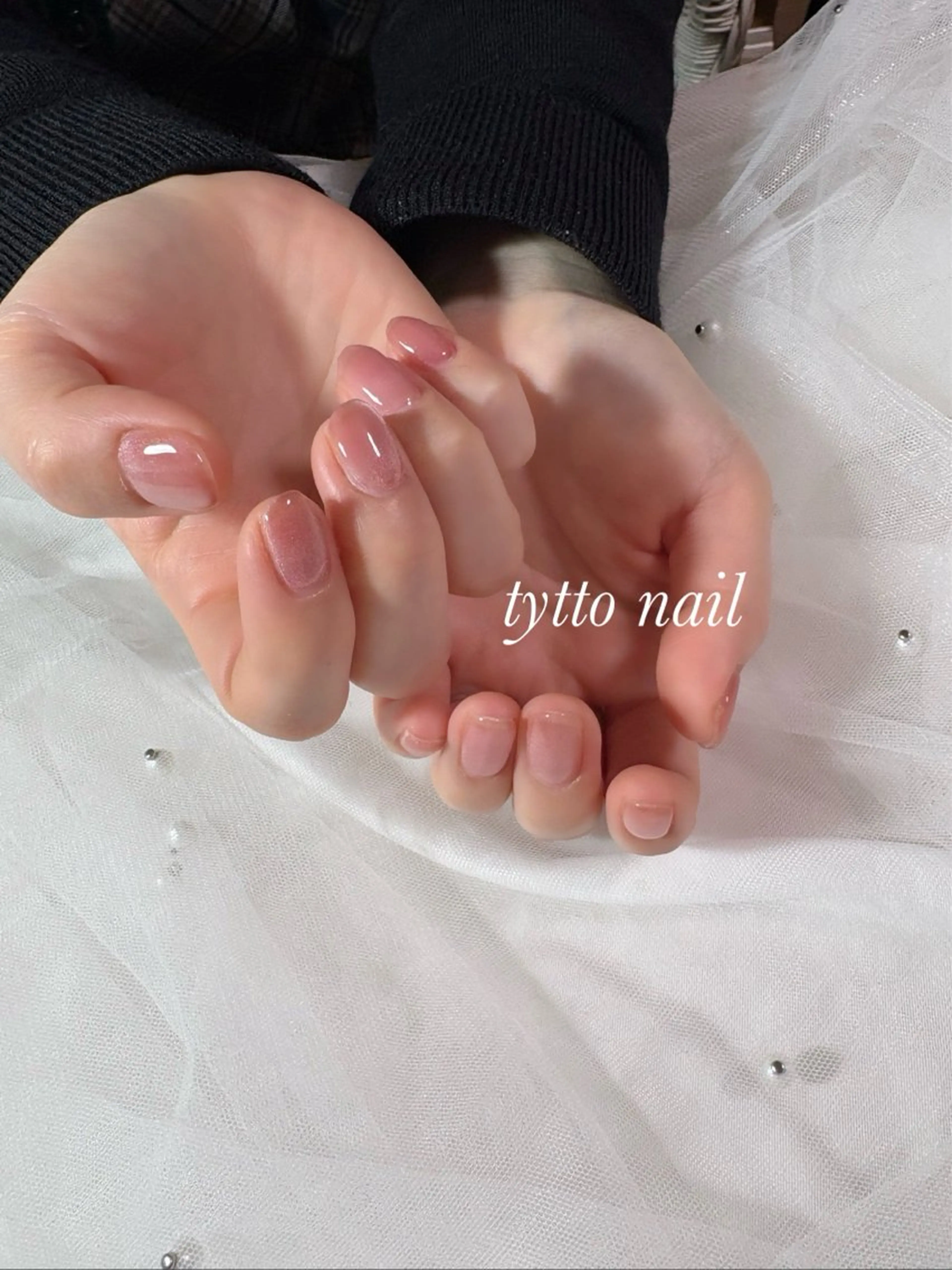 ネイル グラデーション キラキラネイル マグネットネイル オフィスネイル ワンカラーネイル tytto nail ❤︎‪‪eri‪‪のネイルデザイン