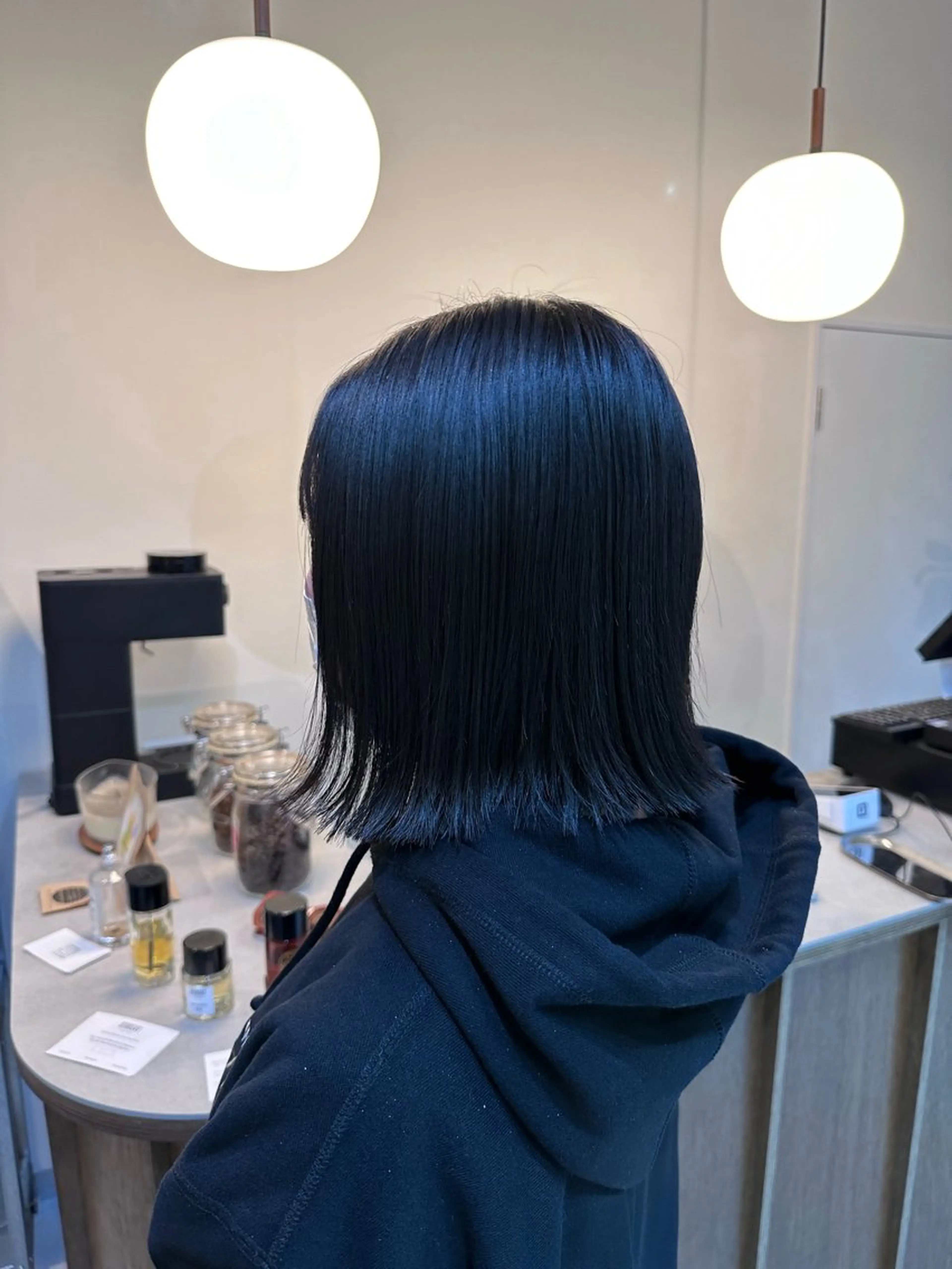 ミディアム 外ハネヘア Shiro RENのヘアスタイル