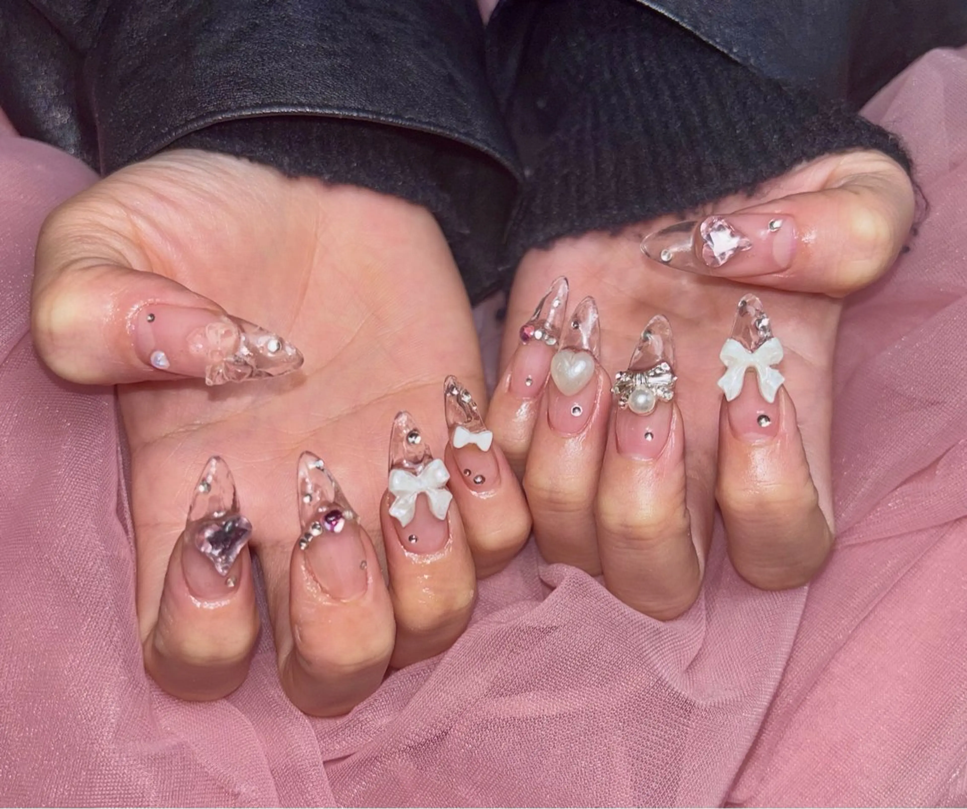 ネイル ハンドネイル 𝐁𝐞𝐥𝐥 𝐦𝐞のネイルデザイン