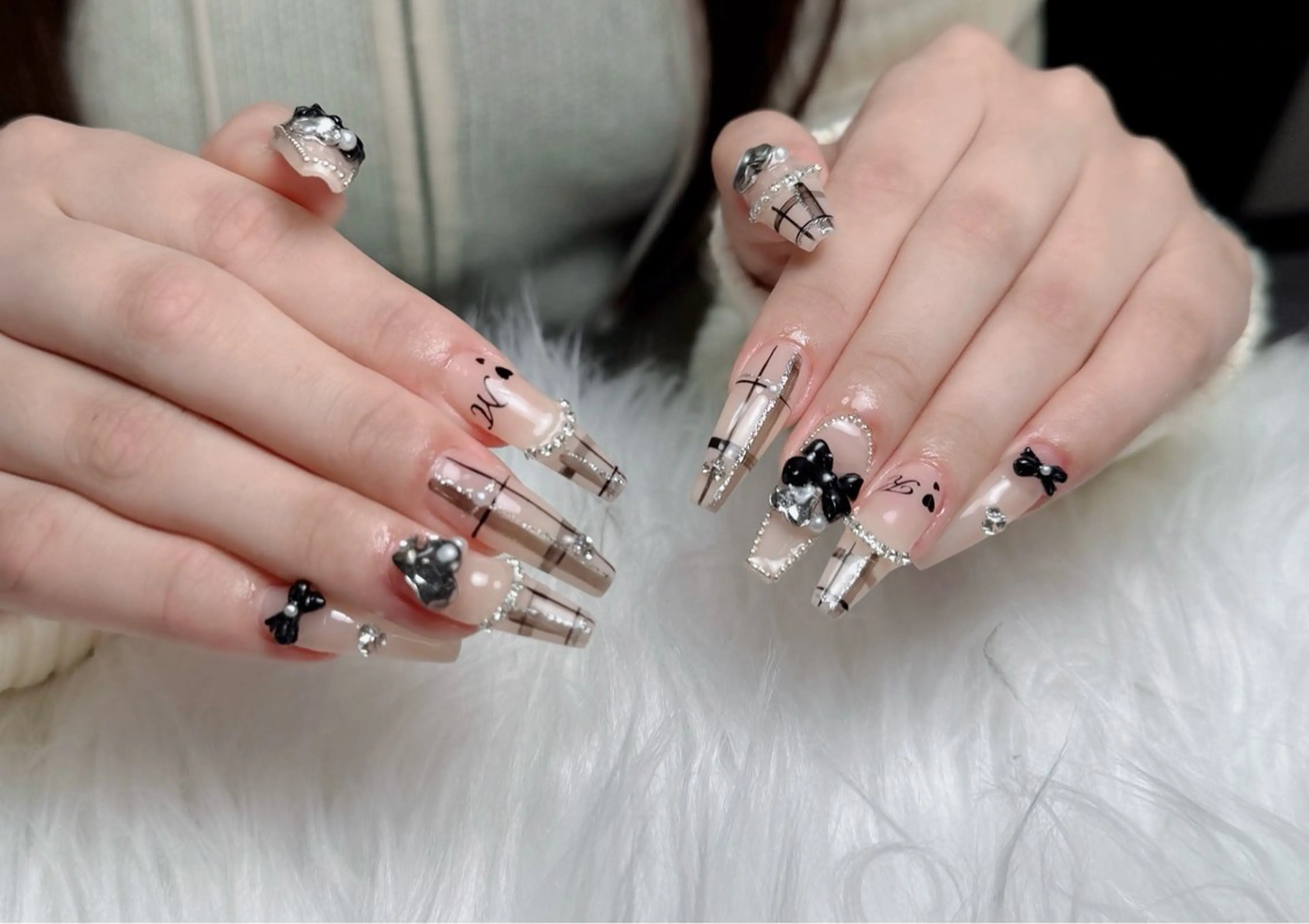 ネイル アートネイル フレンチネイル ジェルネイル 韓国ネイル マグネットネイル Lenie Nail Salonのネイルデザイン