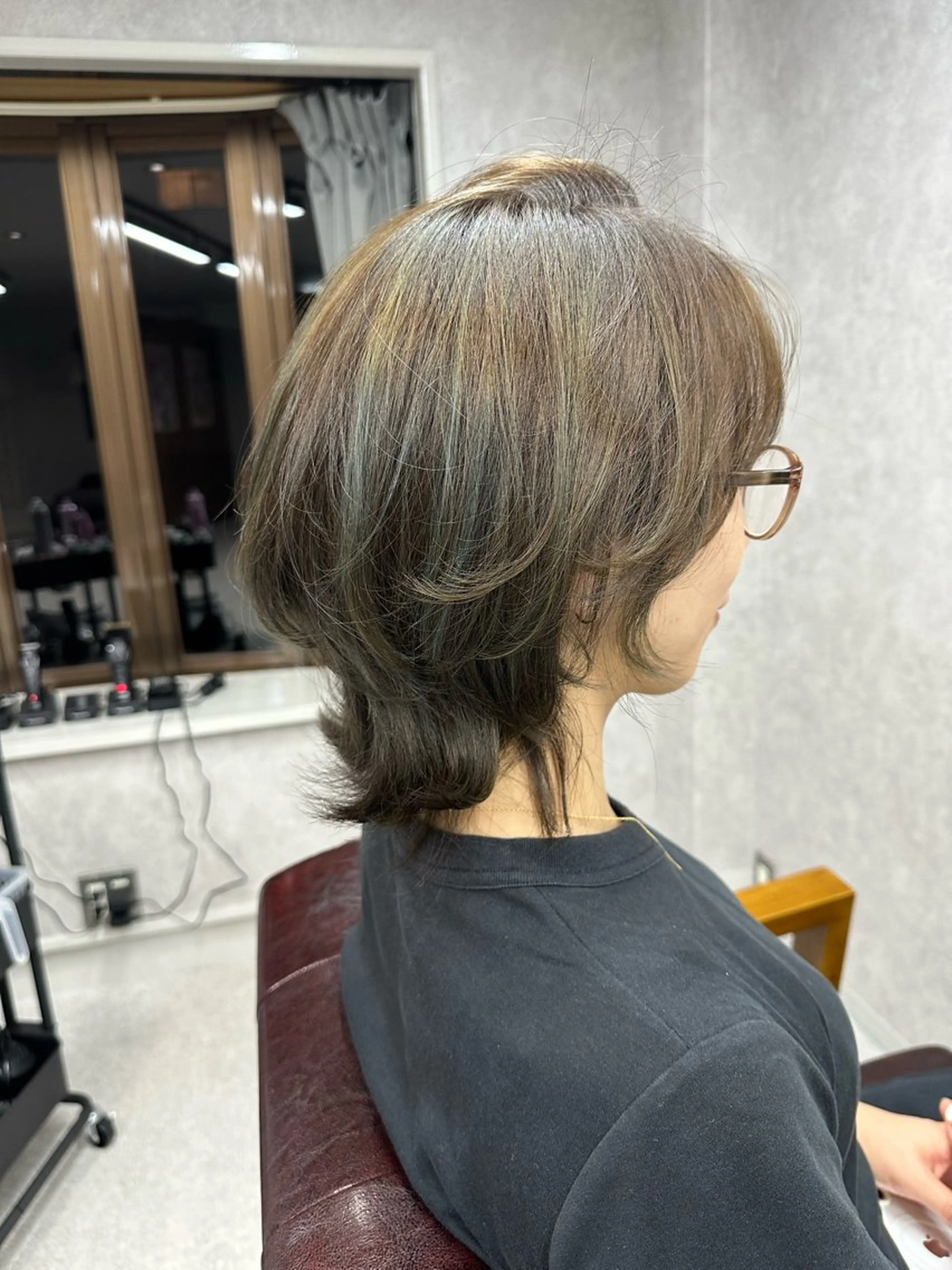 ミディアム カラー カット ヘアカラー トリートメント Lien 深井店のヘアスタイル