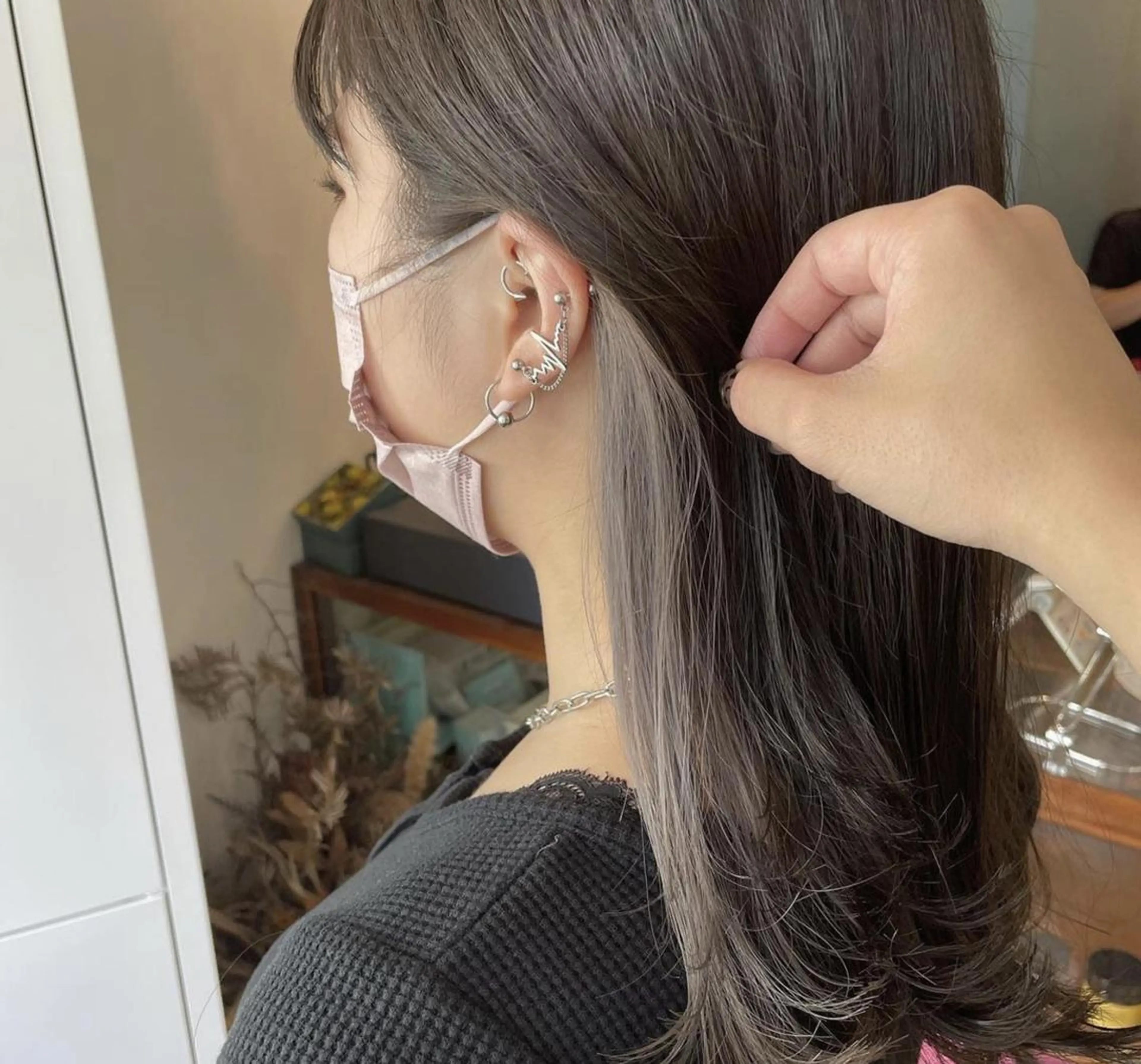 ミディアム パーマ カラー ショートボブ ミディアムパーマ アディクシーカラー ブリーチ ケアブリーチ ヘアカラー トリートメント CEINE OURのヘアスタイル
