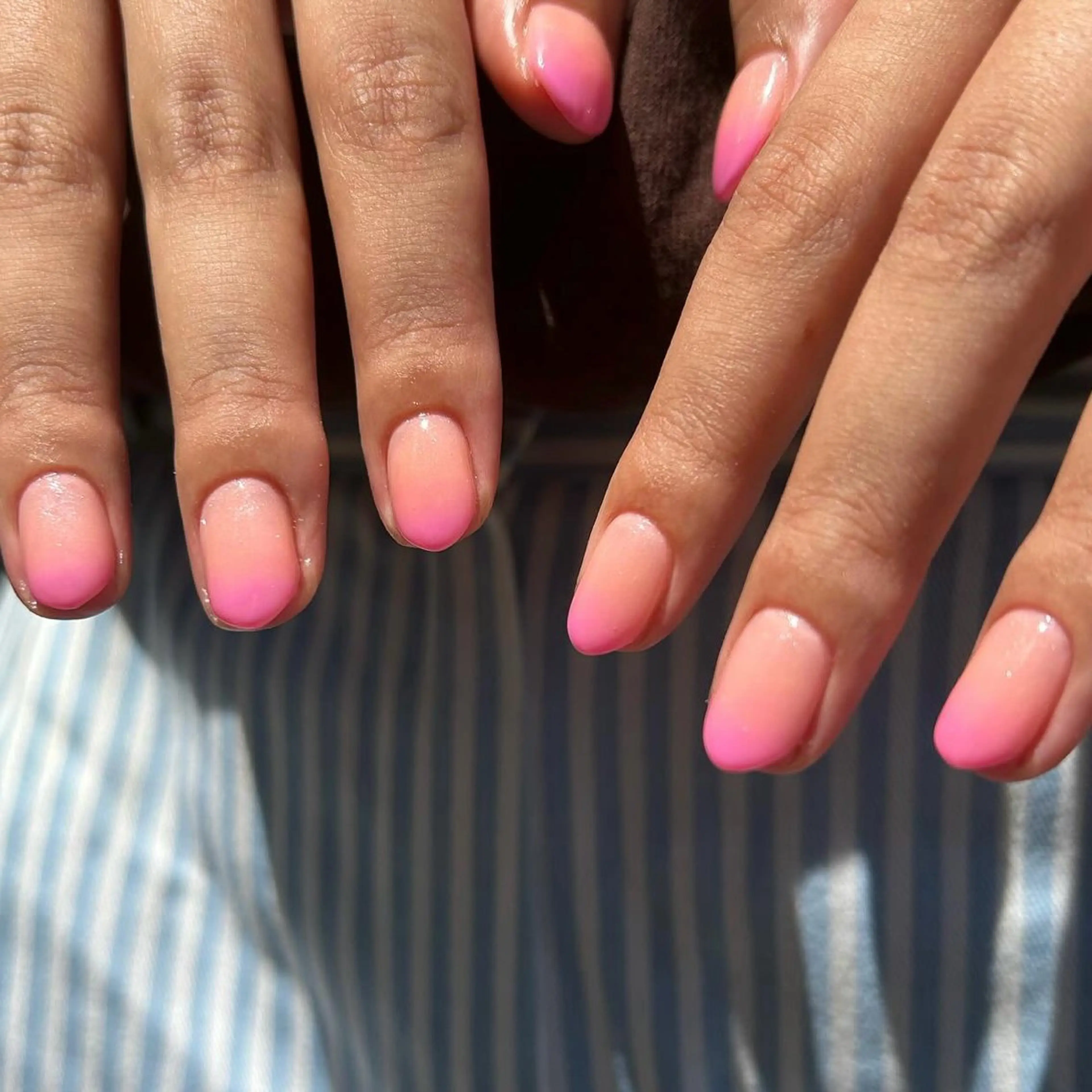 ネイル グラデーション Yumi シンプルネイルのネイルデザイン