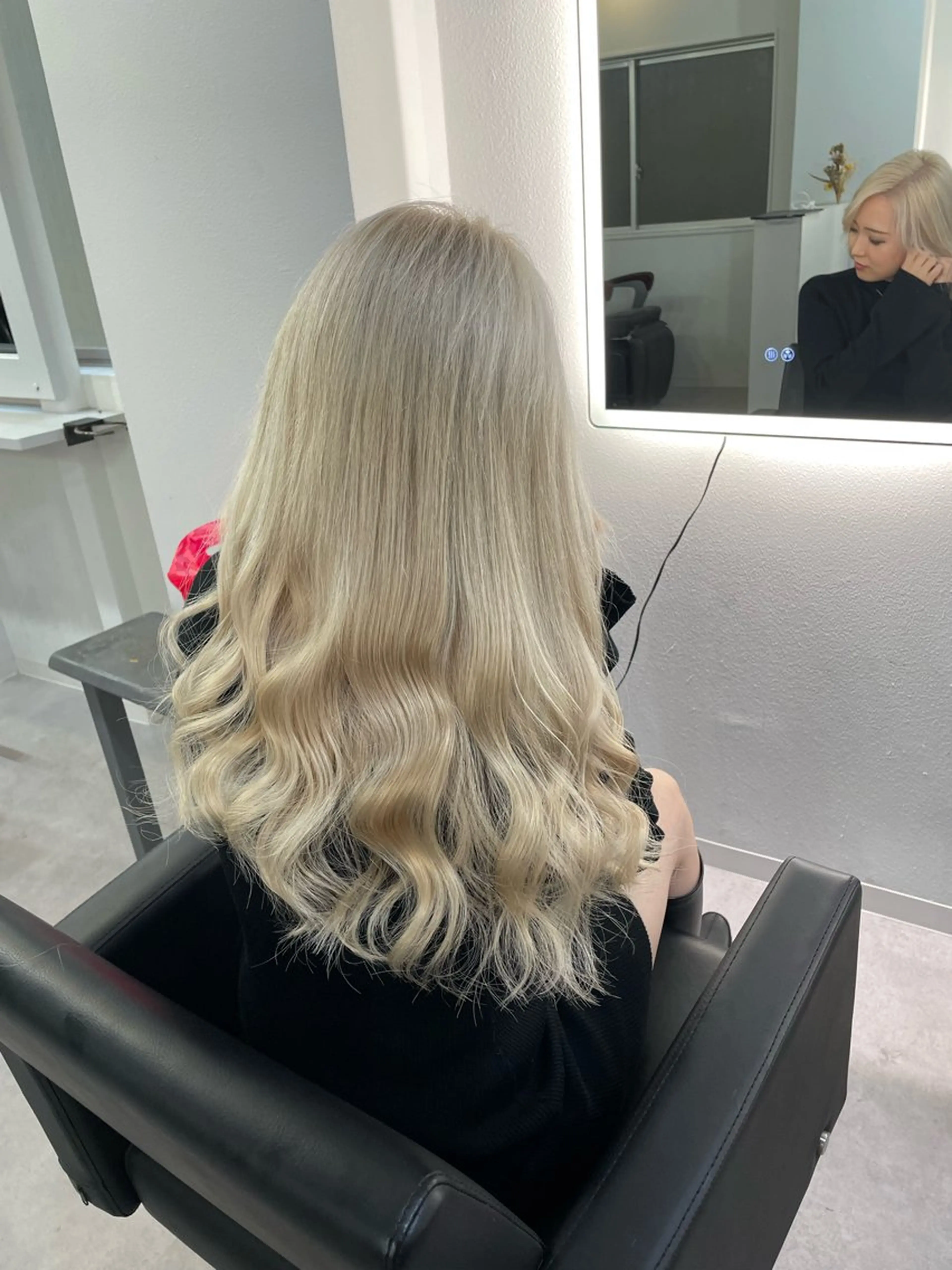 ロング カラー Cielro/ダブル カラー/西田咲希のヘアスタイル