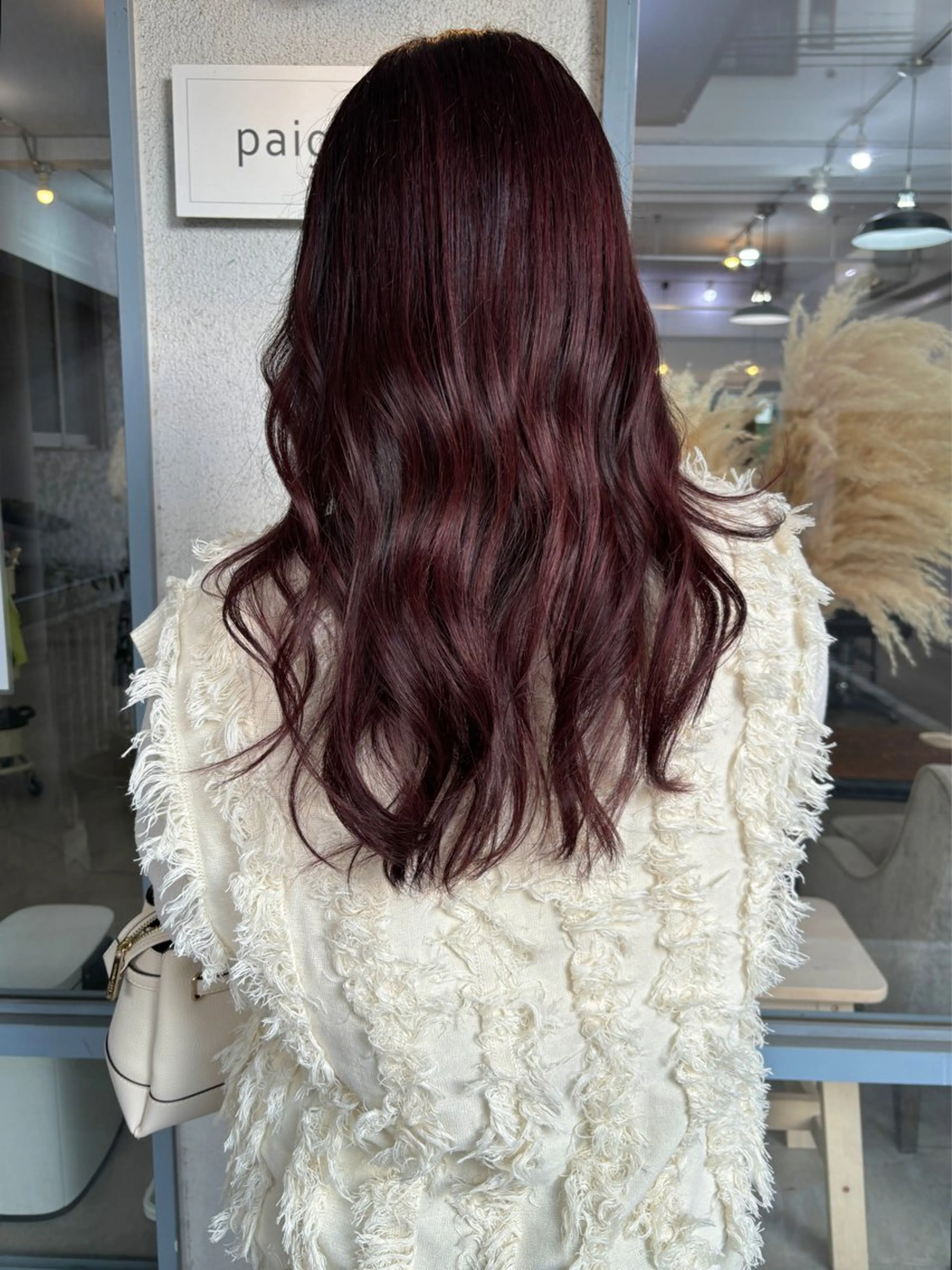 ロング カラー レッドカラー 蛭町 遥香のヘアスタイル