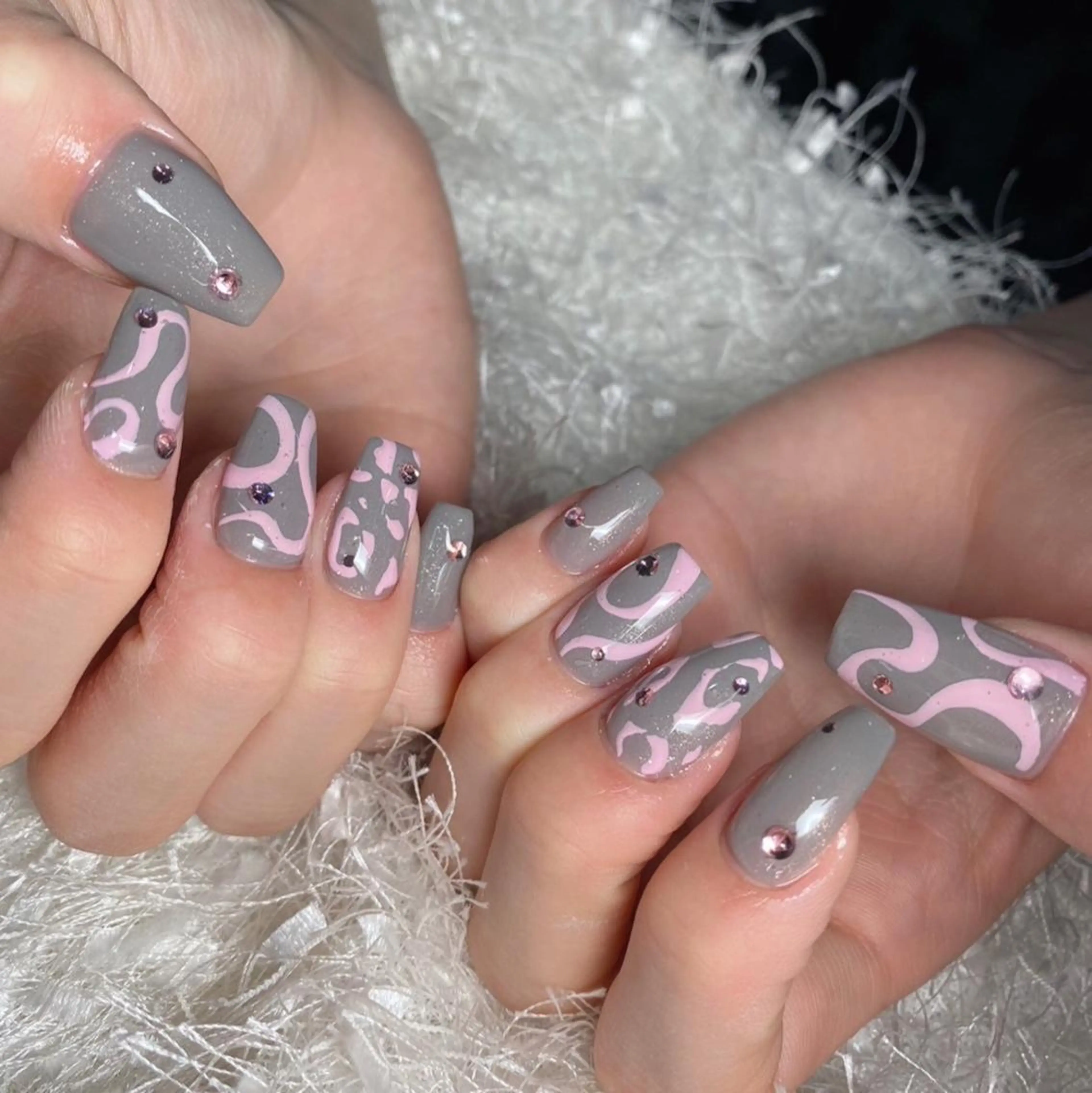 ネイル 長さ出し フレンチネイル ジェルネイル グラデーション 韓国ネイル ハンドネイル Nail&eye Belire 新宿のネイルデザイン