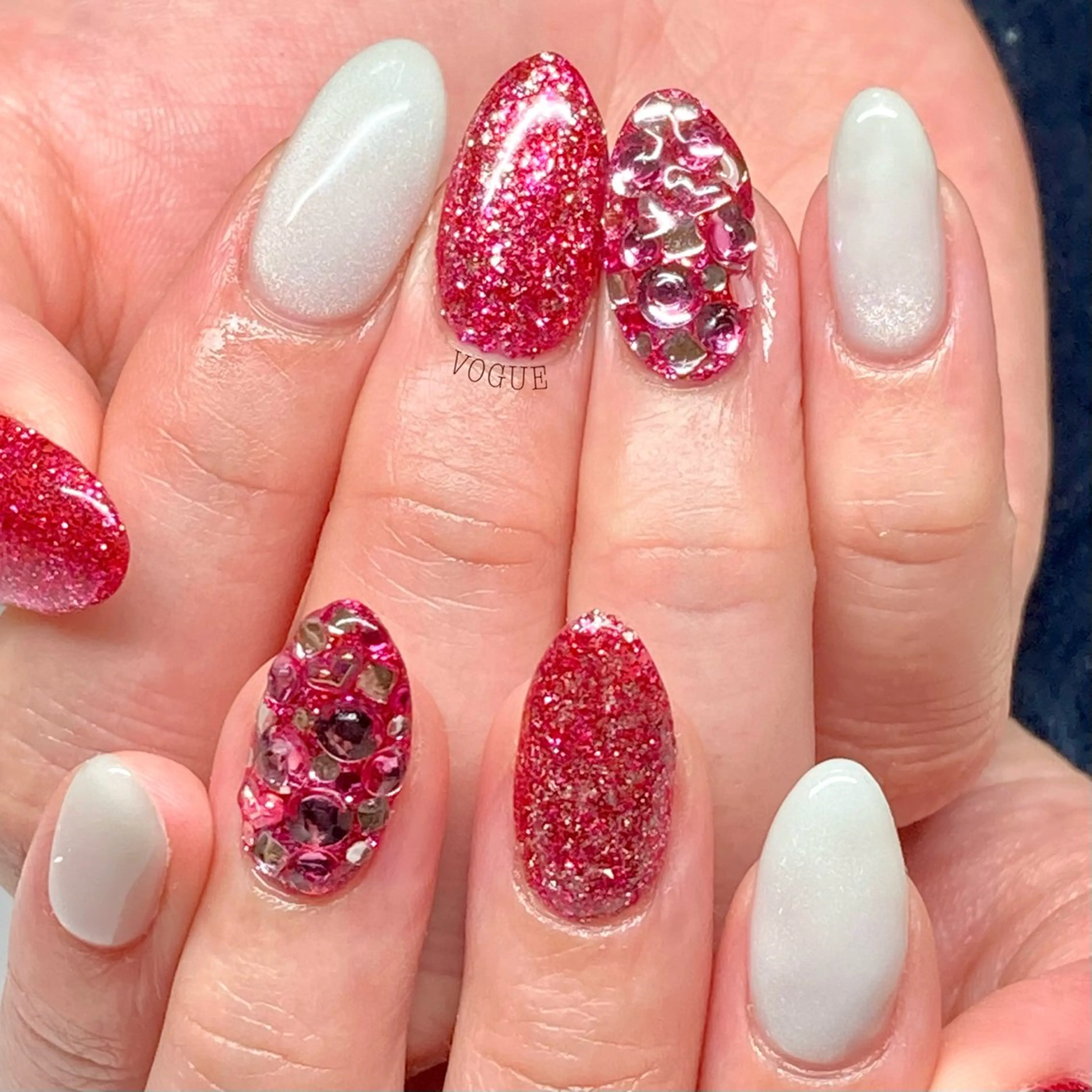 ネイル ハンドネイル VOGUE ×SWANのネイルデザイン