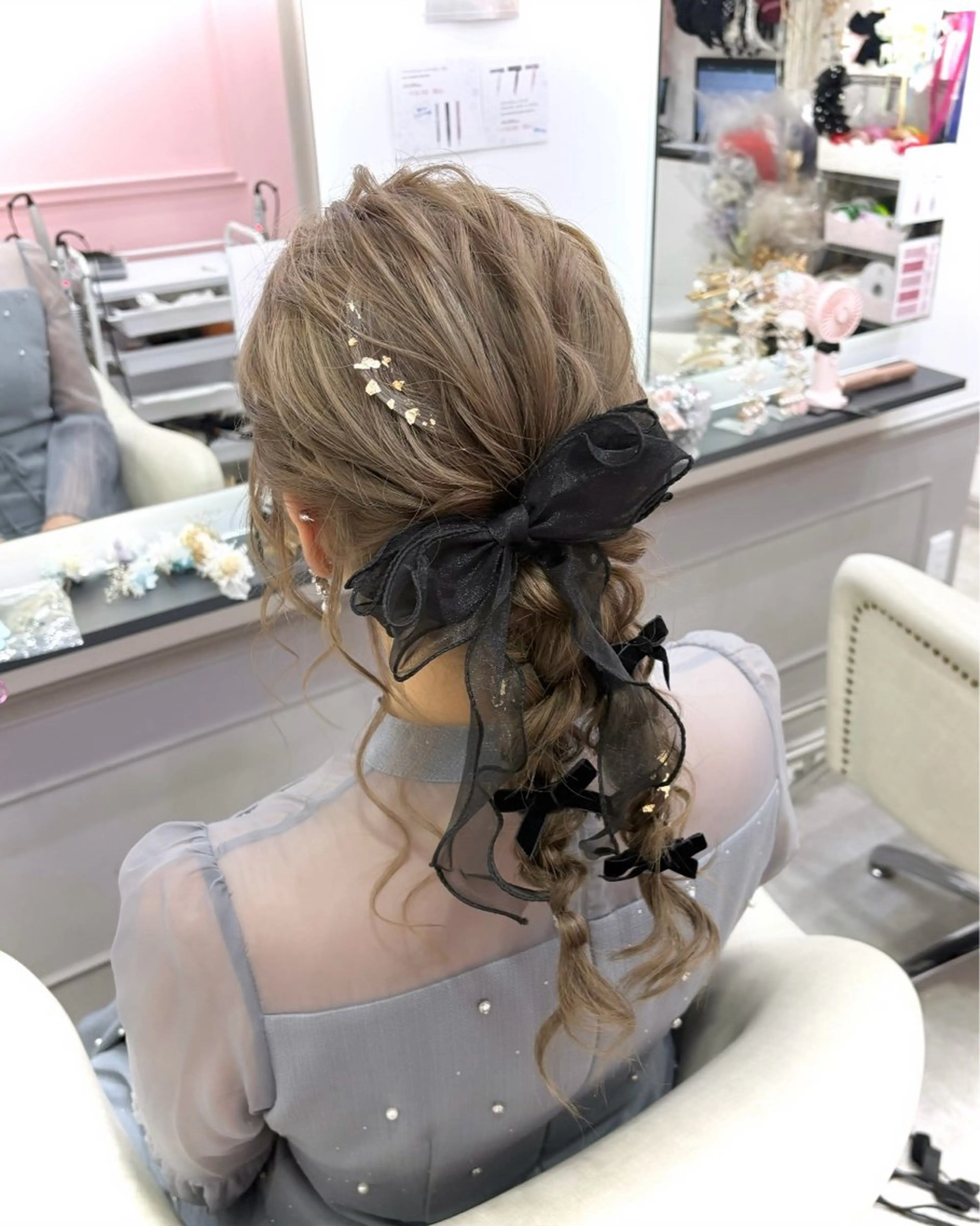 セミロング ヘアアレンジ ヘアセット lien ヒジリのヘアスタイル
