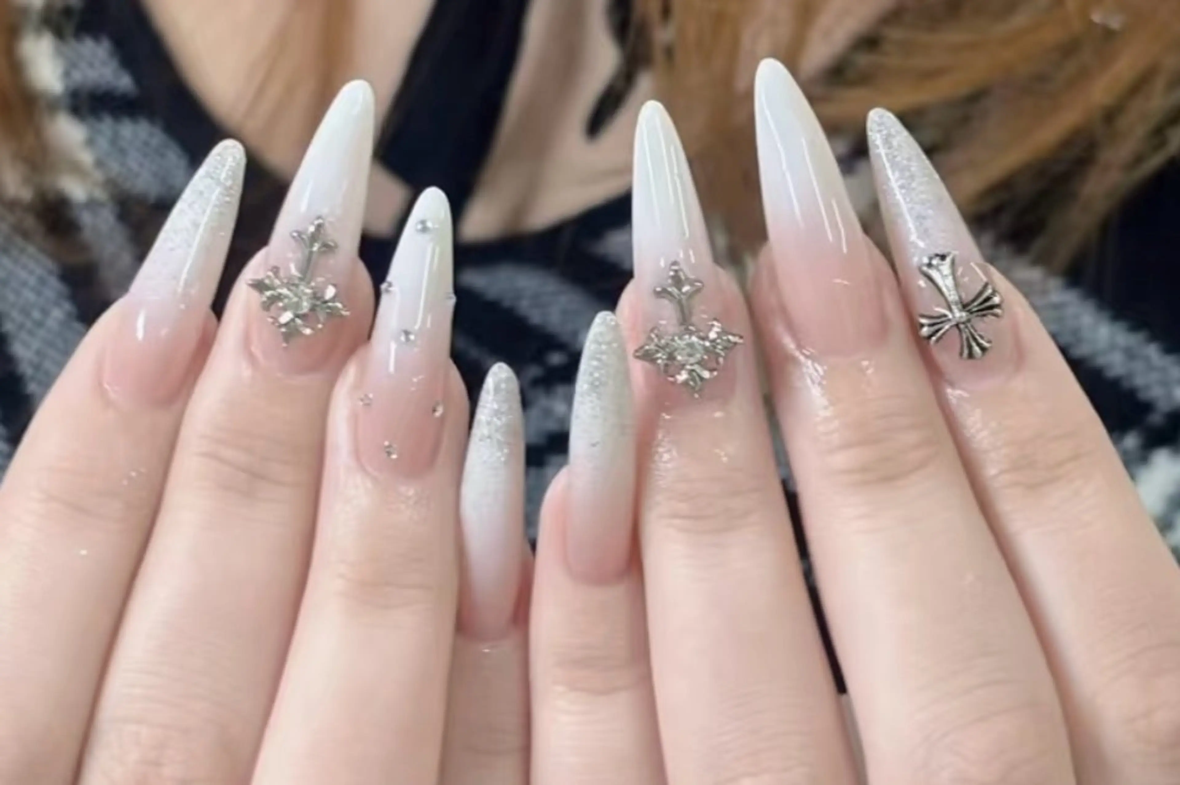 ネイル アートネイル べっ甲ネイル チークネイル 桜ネイル 成人式 ハンドネイル ハンドケア For you. Nail Salonのネイルデザイン