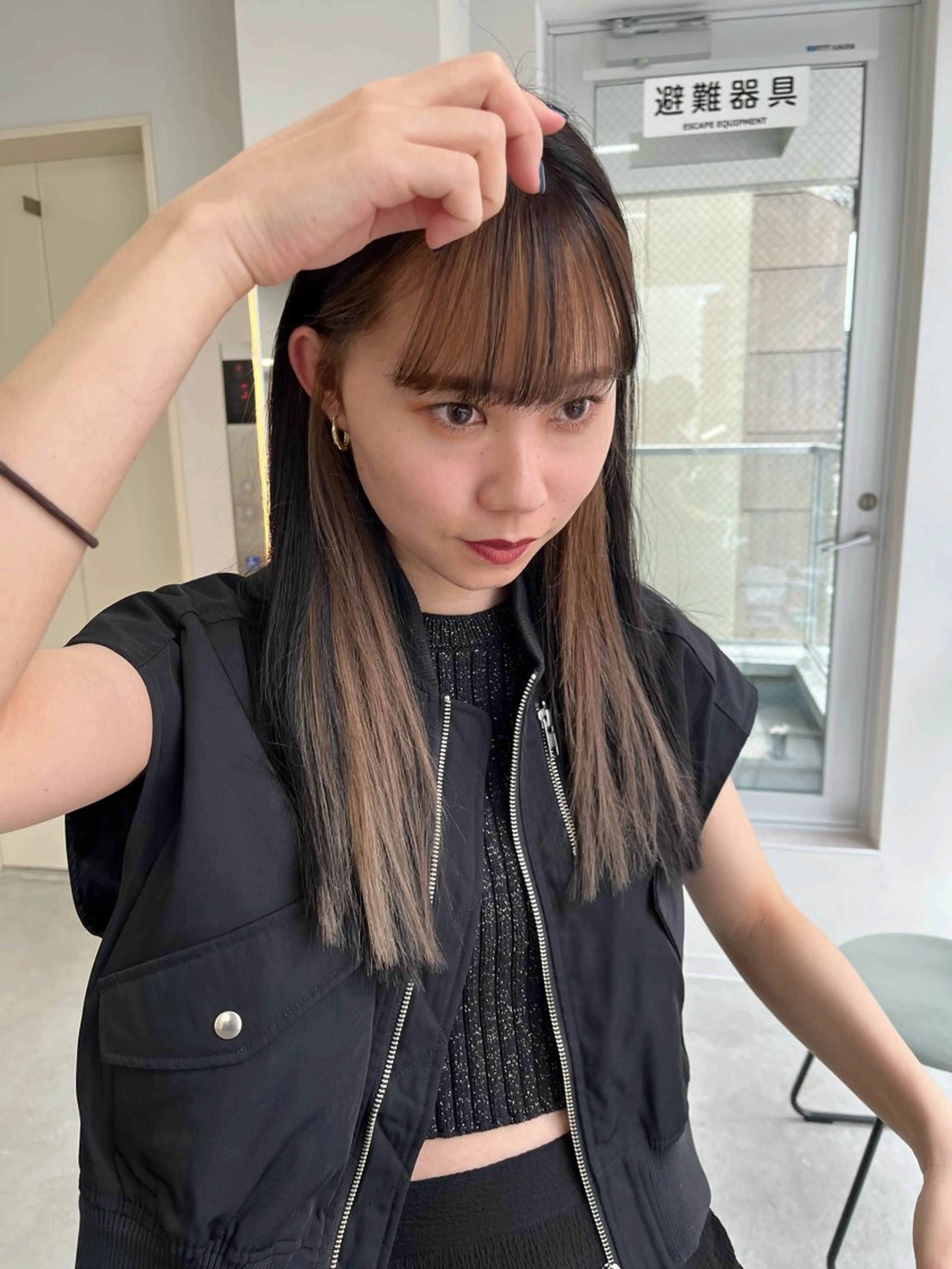 セミロング カラー 切りっぱなしボブ ショートボブ ベージュカラー ブリーチ ケアブリーチ ヘアカラー トリートメント GiseL天神カラー 髪質改善/ブリーチのヘアスタイル