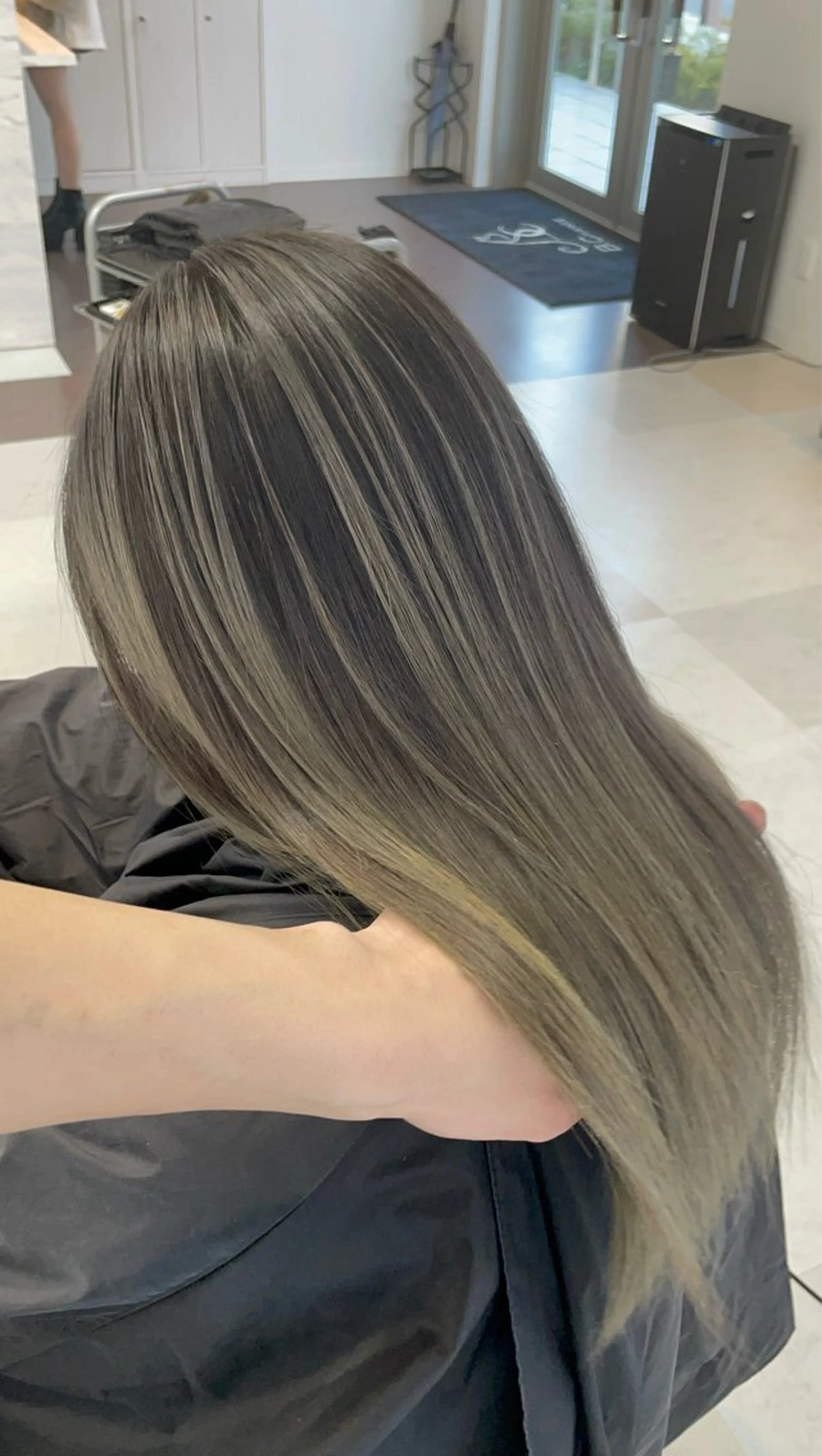 セミロング カラー B.Chance カラーリスト　ペーのヘアスタイル