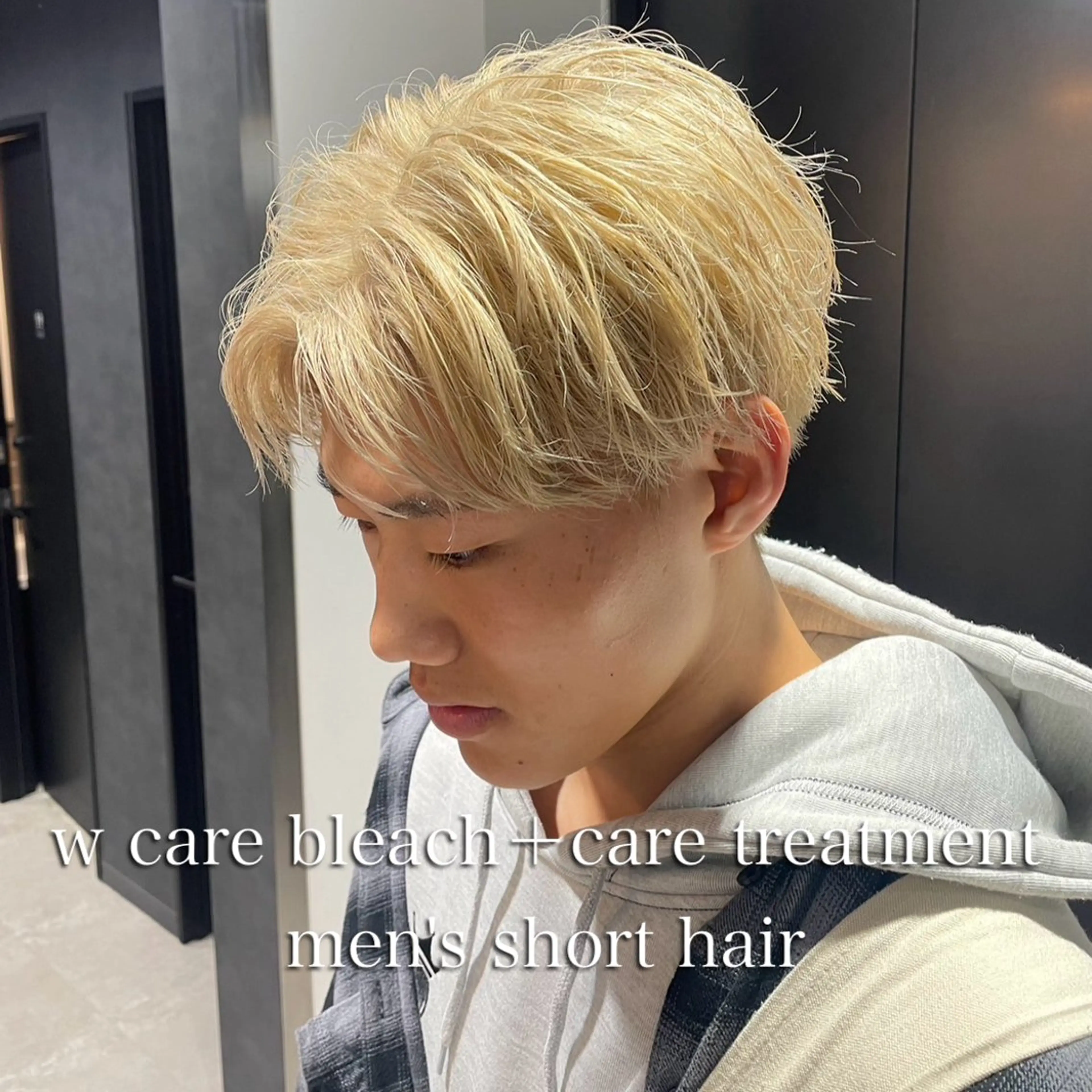ショート カラー メンズ メンズブリーチ センターパート ブリーチ ブロンド ショートヘア 【パーマ率90%】 サエキカズマのヘアスタイル