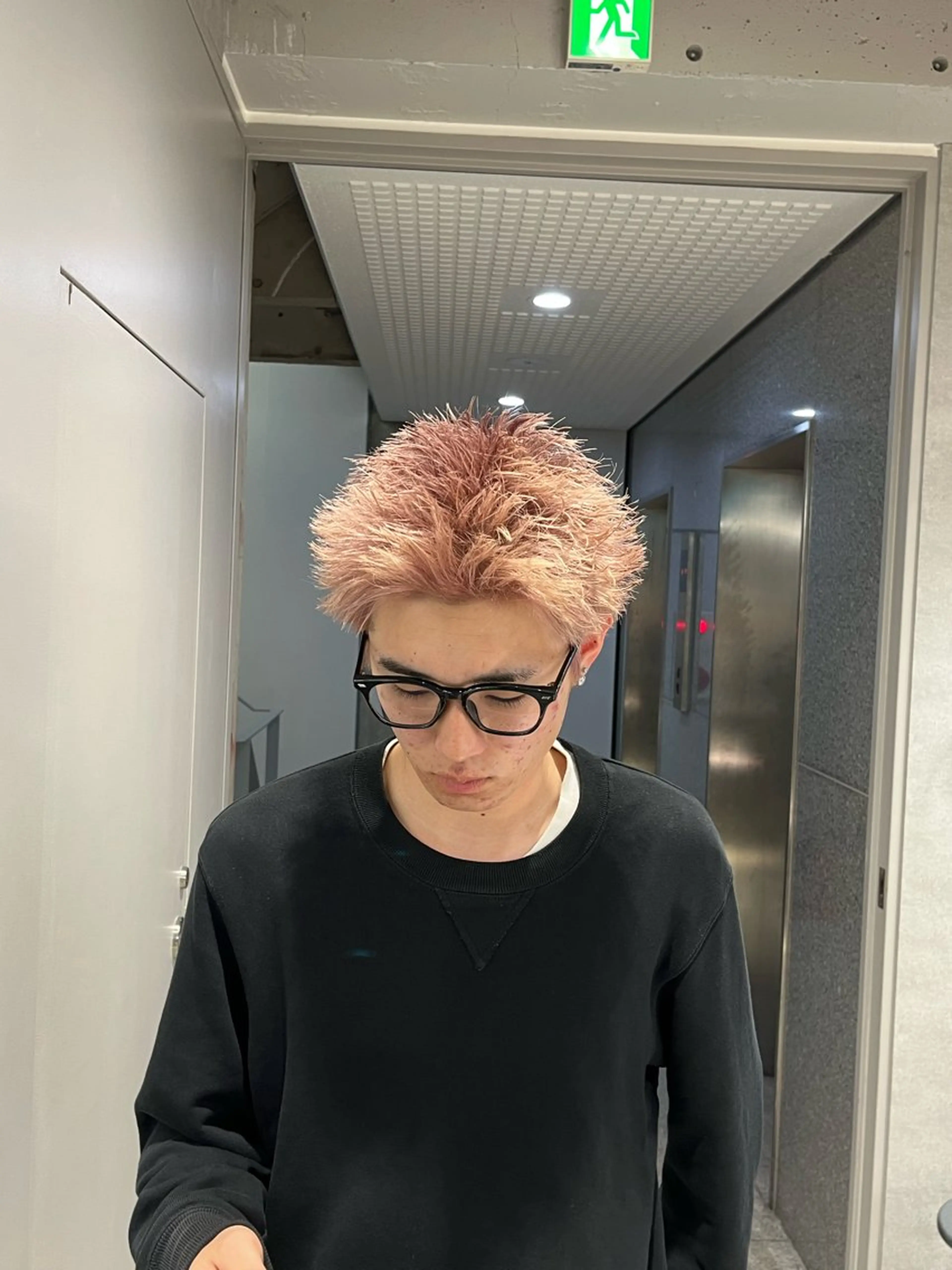 ショート カラー パーマ メンズ メンズハイトーン スパイキーショート ハイトーンカラー ショートヘア カット ヘアカラー 🔥メンズ 特化🔥菊水皐暉🔥のヘアスタイル