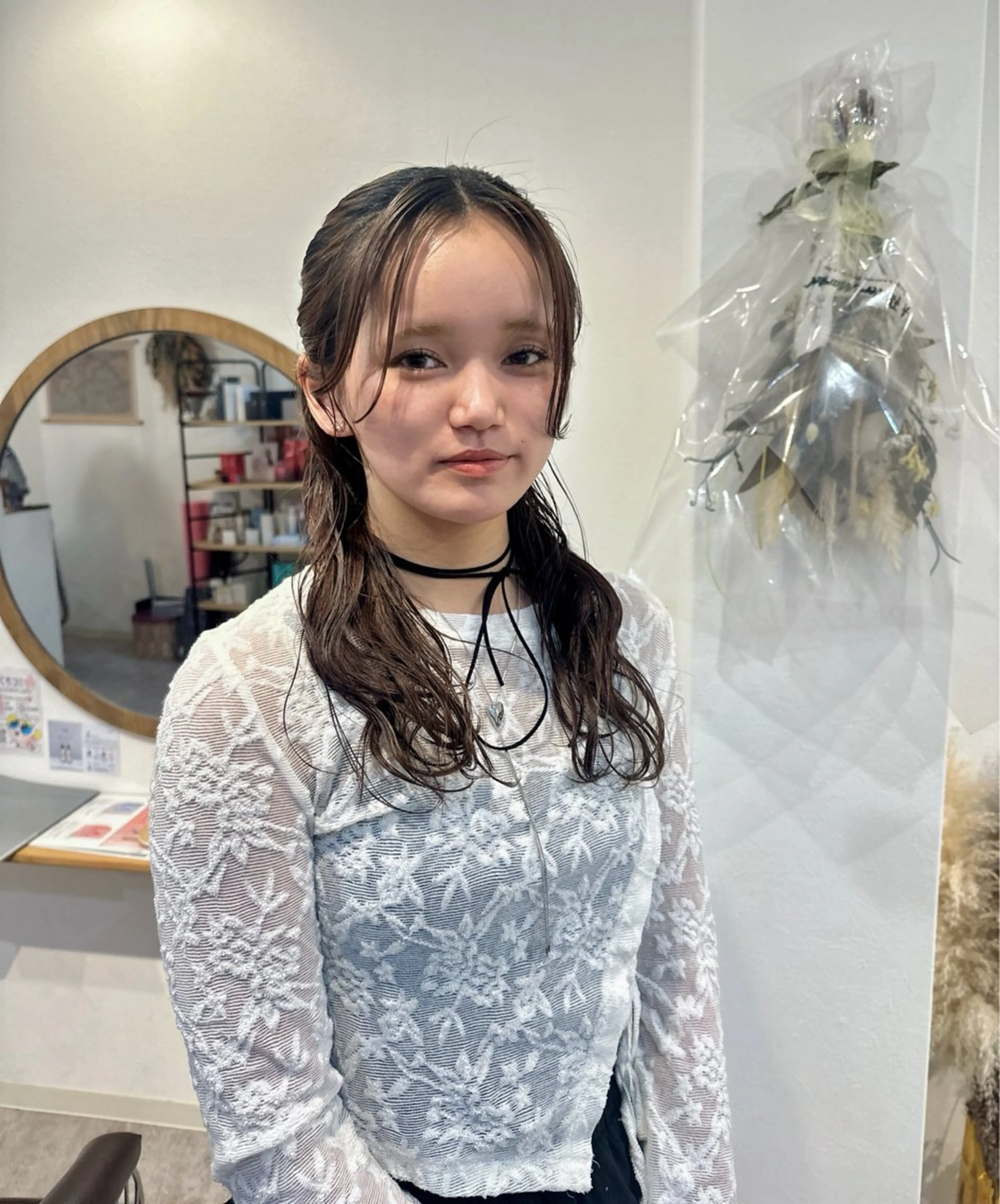ロング ヘアアレンジ 顔周りカット 梅田 薫のヘアスタイル