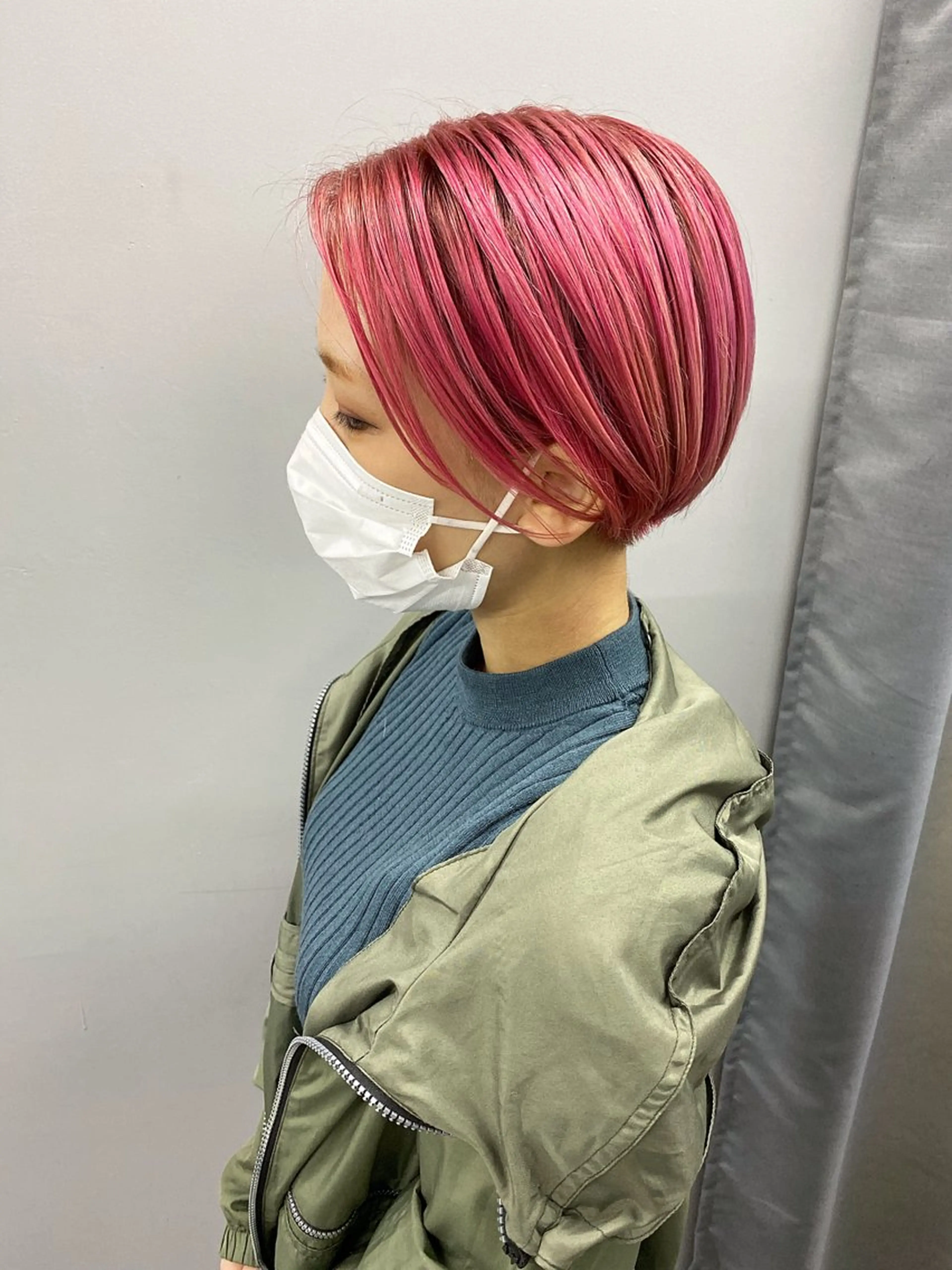 ショート カラー ピンクカラー ショートヘア カット ヘアカラー トリートメント 【痛くないブリーチ】 野村友大のヘアスタイル