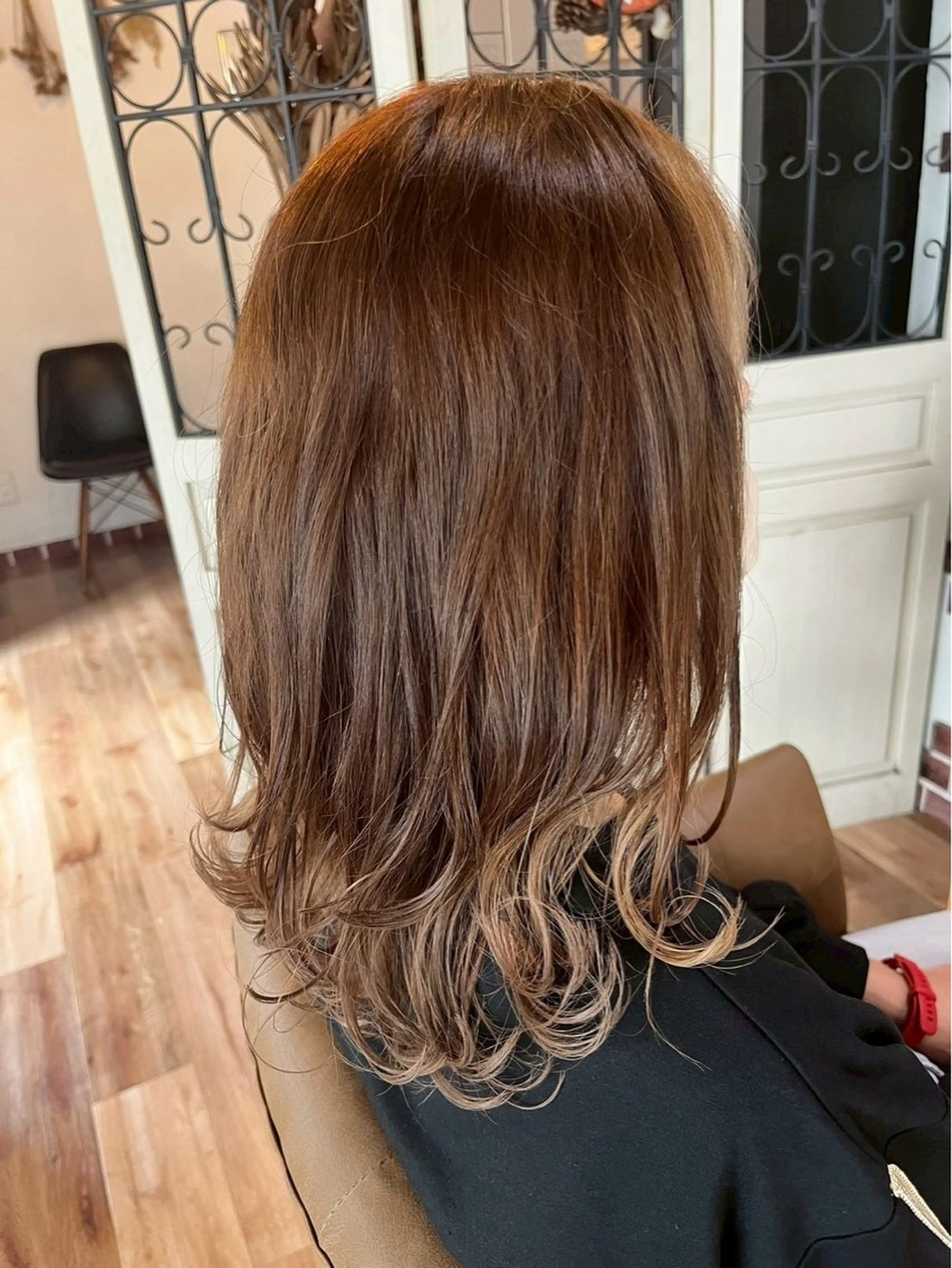 セミロング 松田 鈴菜のヘアスタイル