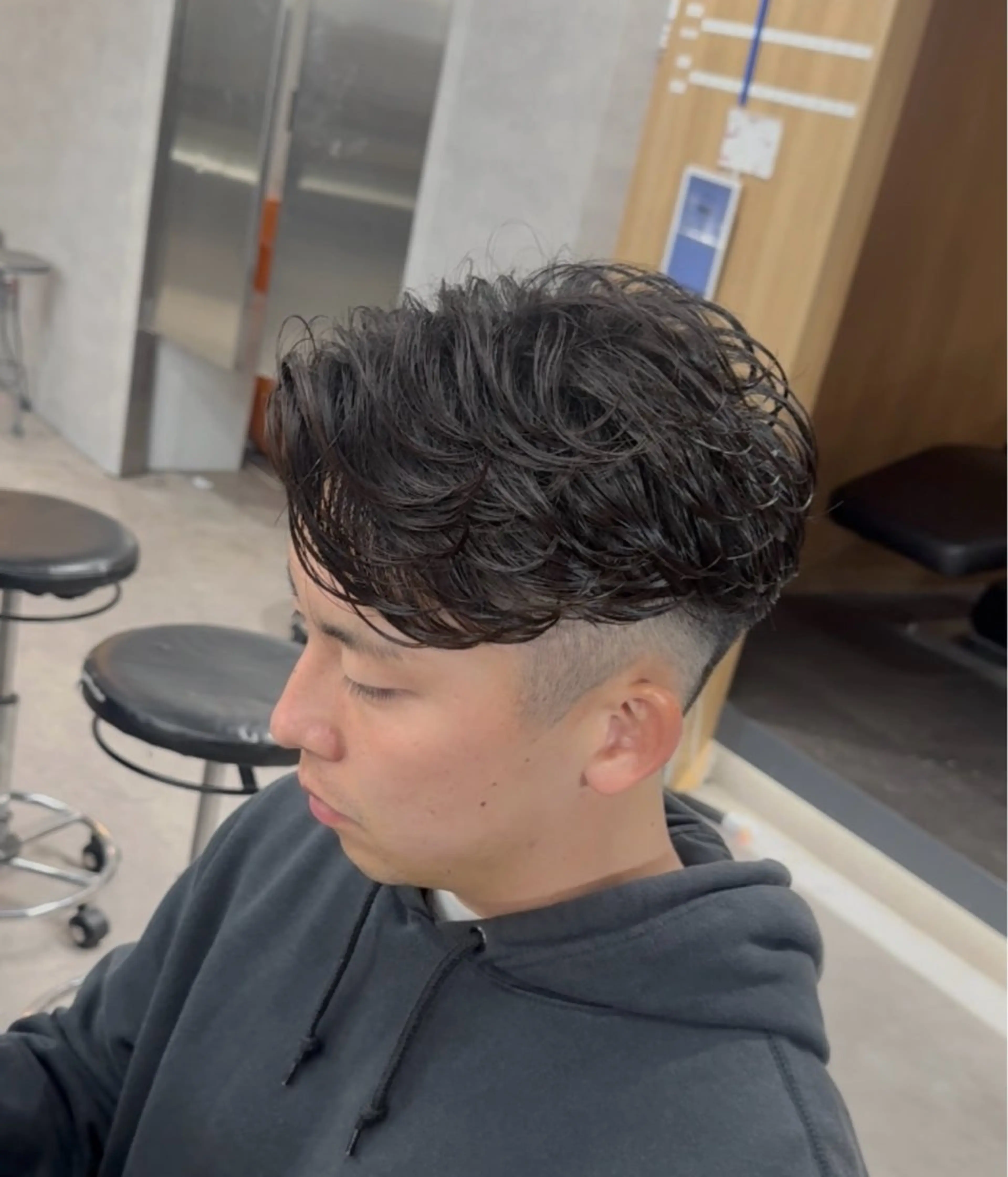 ショート カラー パーマ ハイライトカラー メッシュ ハイライト ショートヘア 縮毛矯正 福井祥太／海外風 /プードルパーマのヘアスタイル