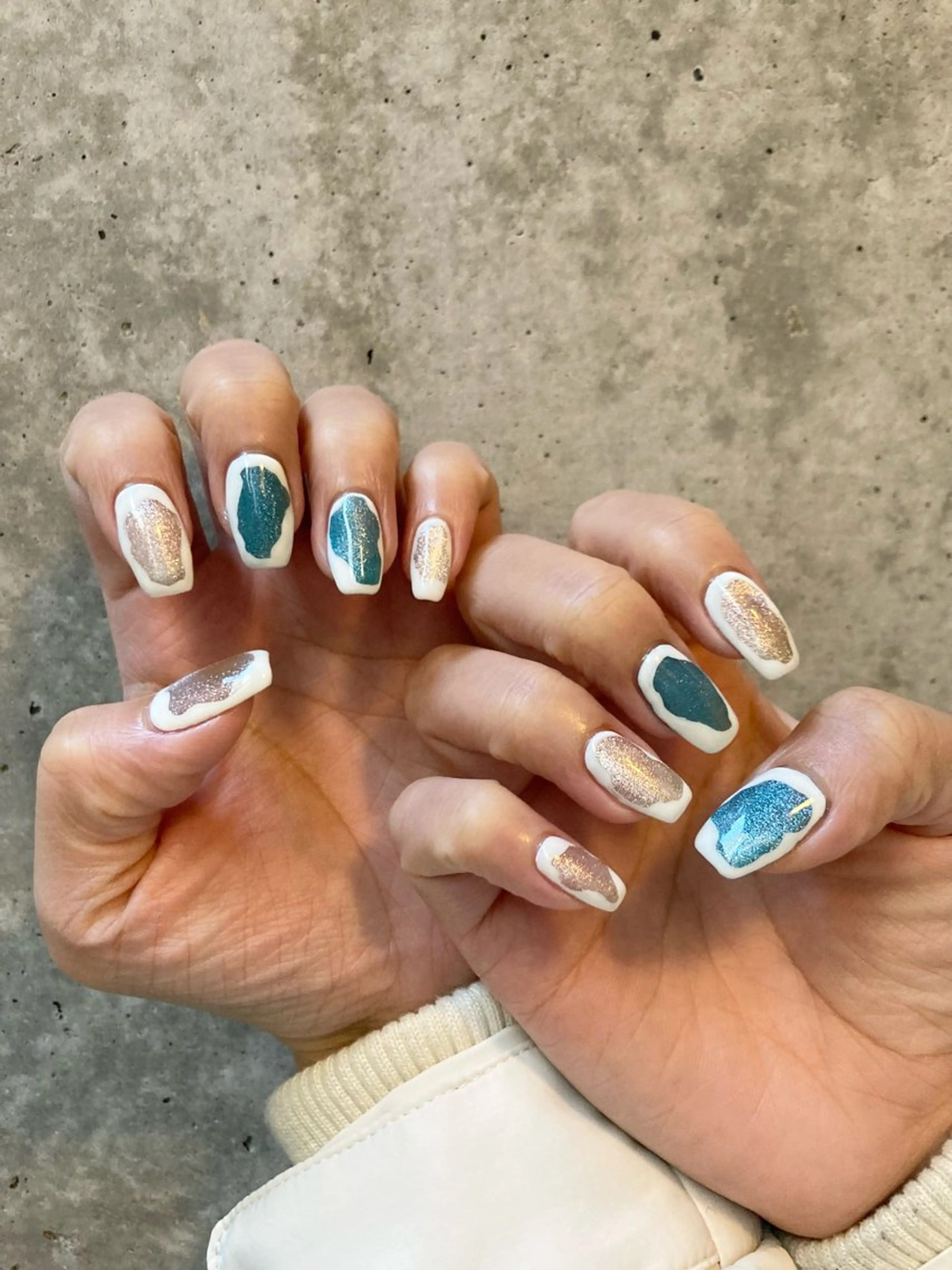 ネイル アートネイル マグネットネイル ニュアンスネイル Luca nailのネイルデザイン