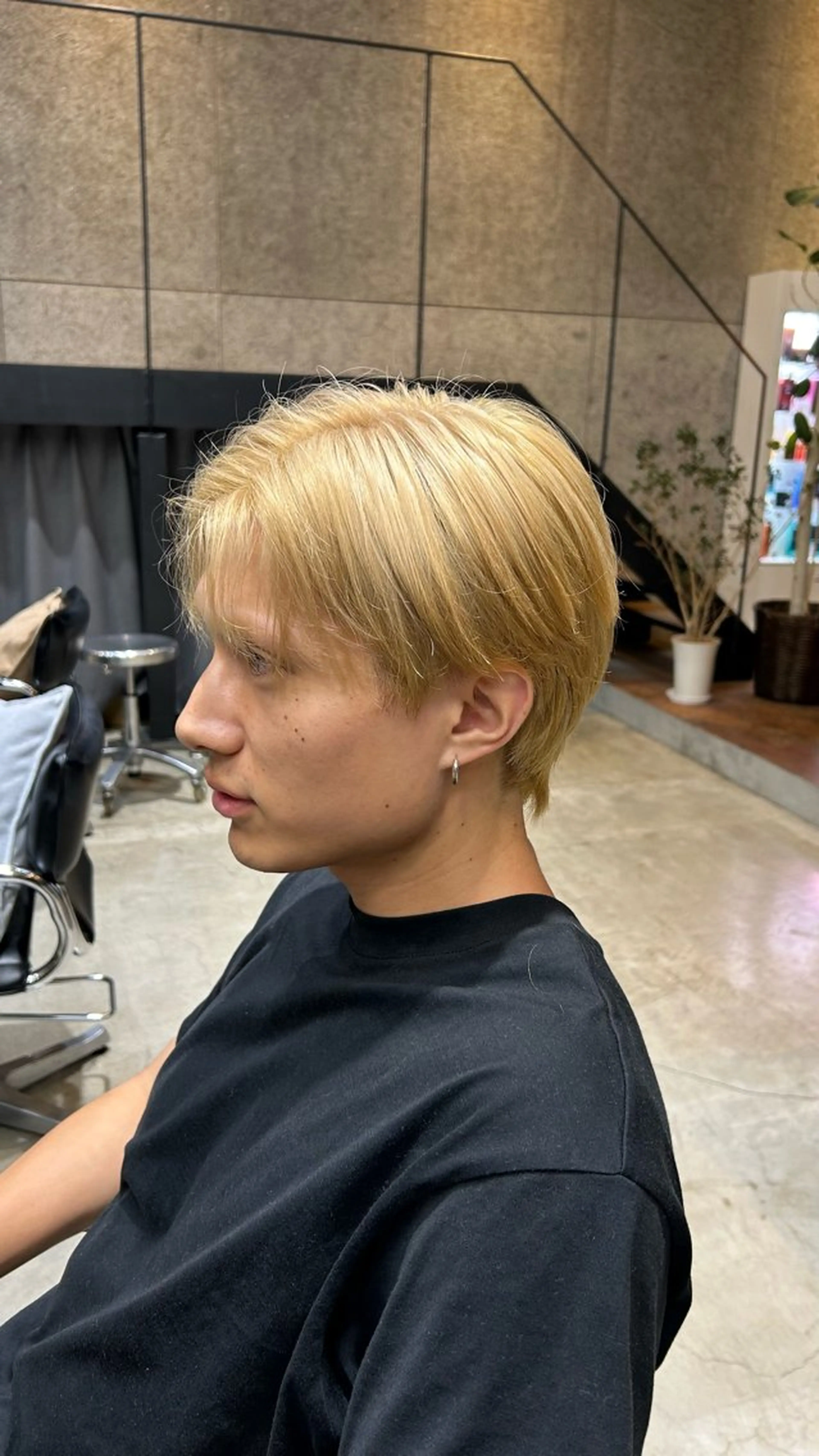 カラー 🍓垢抜けハイトーン 🍓HINAのヘアスタイル