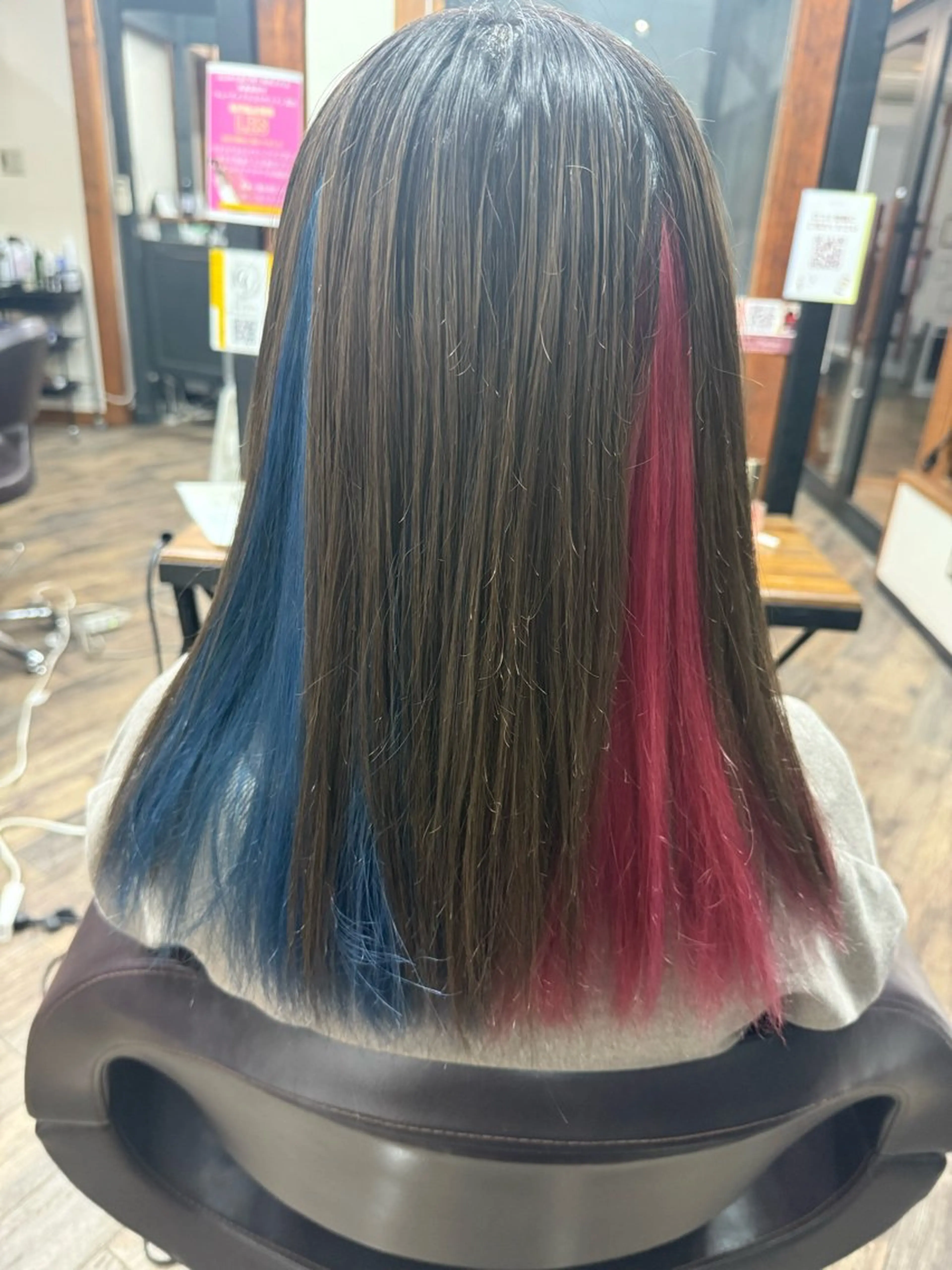 セミロング ミ クのヘアスタイル