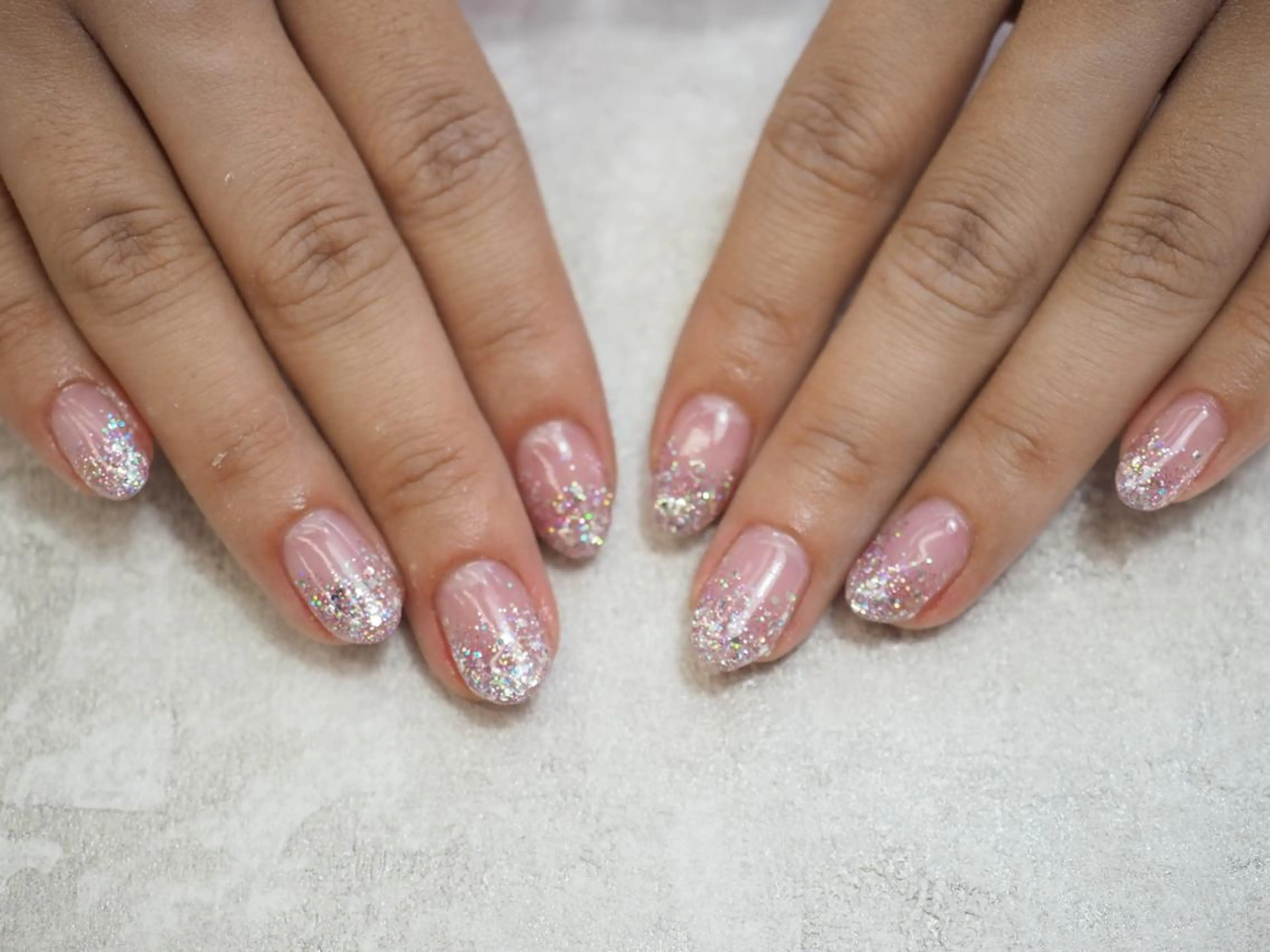 ネイル グラデーション ラメ(グリッター) ラメグラデーション ネイルサロンAR 聖蹟桜ヶ丘店のネイルデザイン