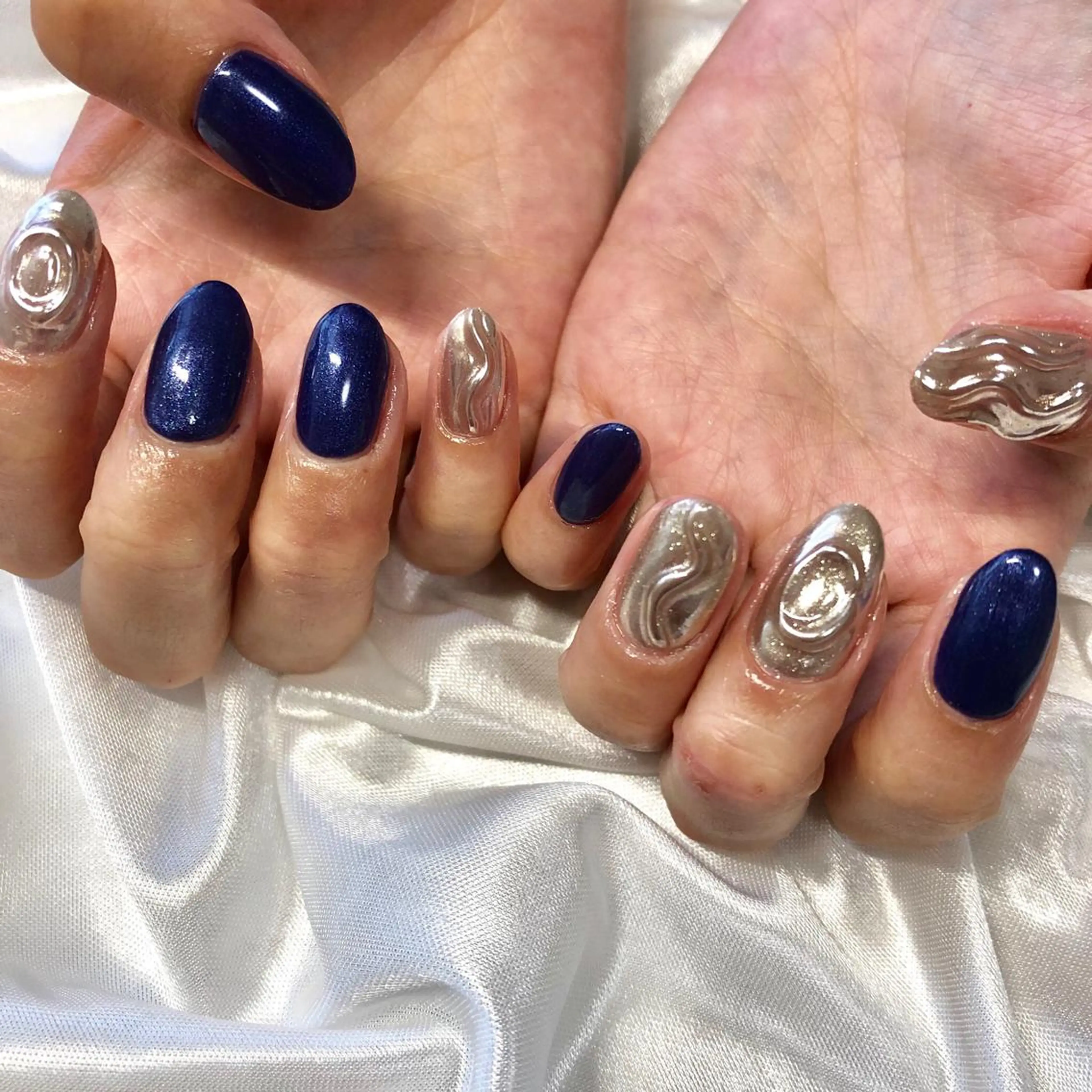 ネイル ハンドネイル 西岡 杏のネイルデザイン