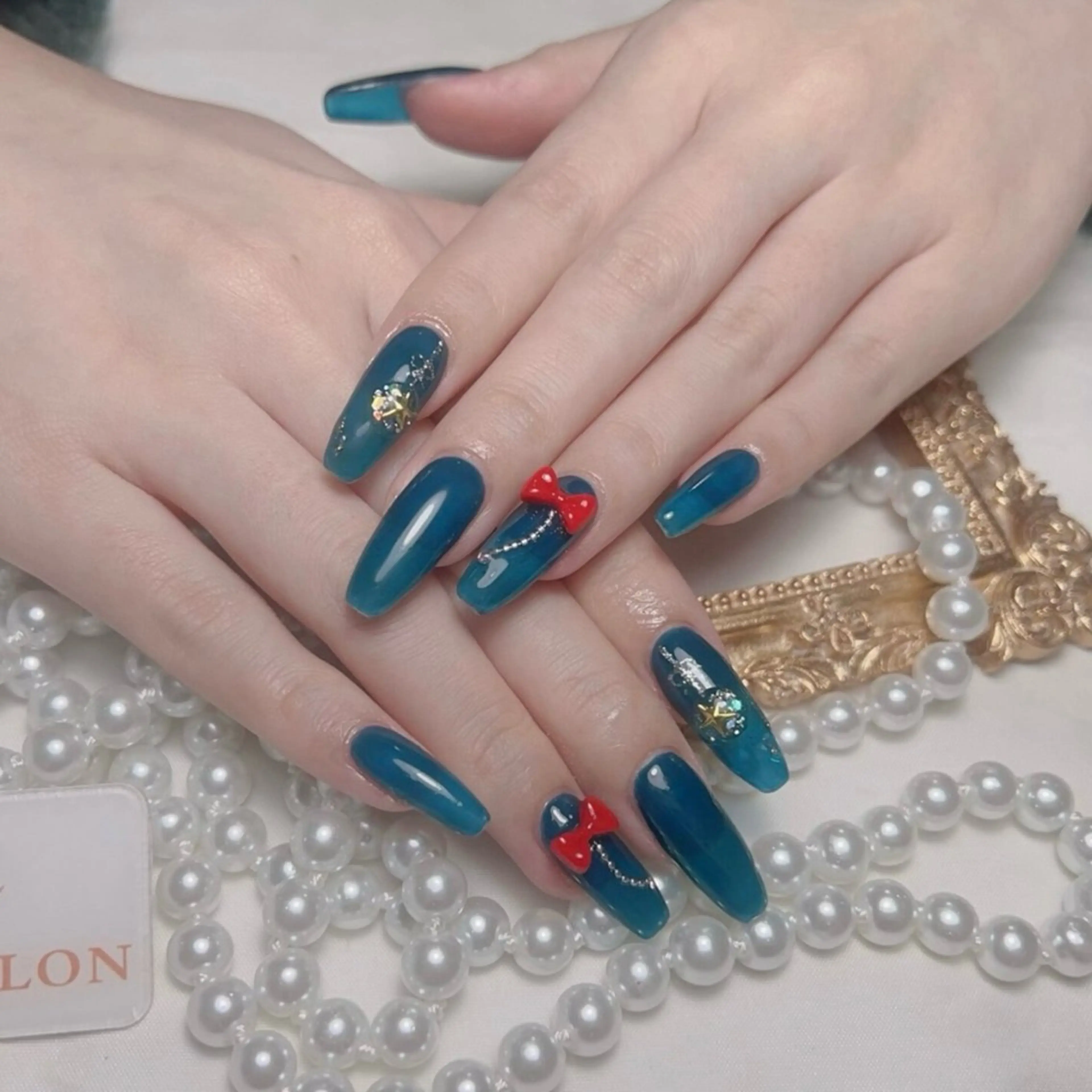 ネイル アートネイル フレンチネイル ジェルネイル グラデーション 韓国ネイル ハンドネイル さくら💮💮 【オフ無料】のネイルデザイン