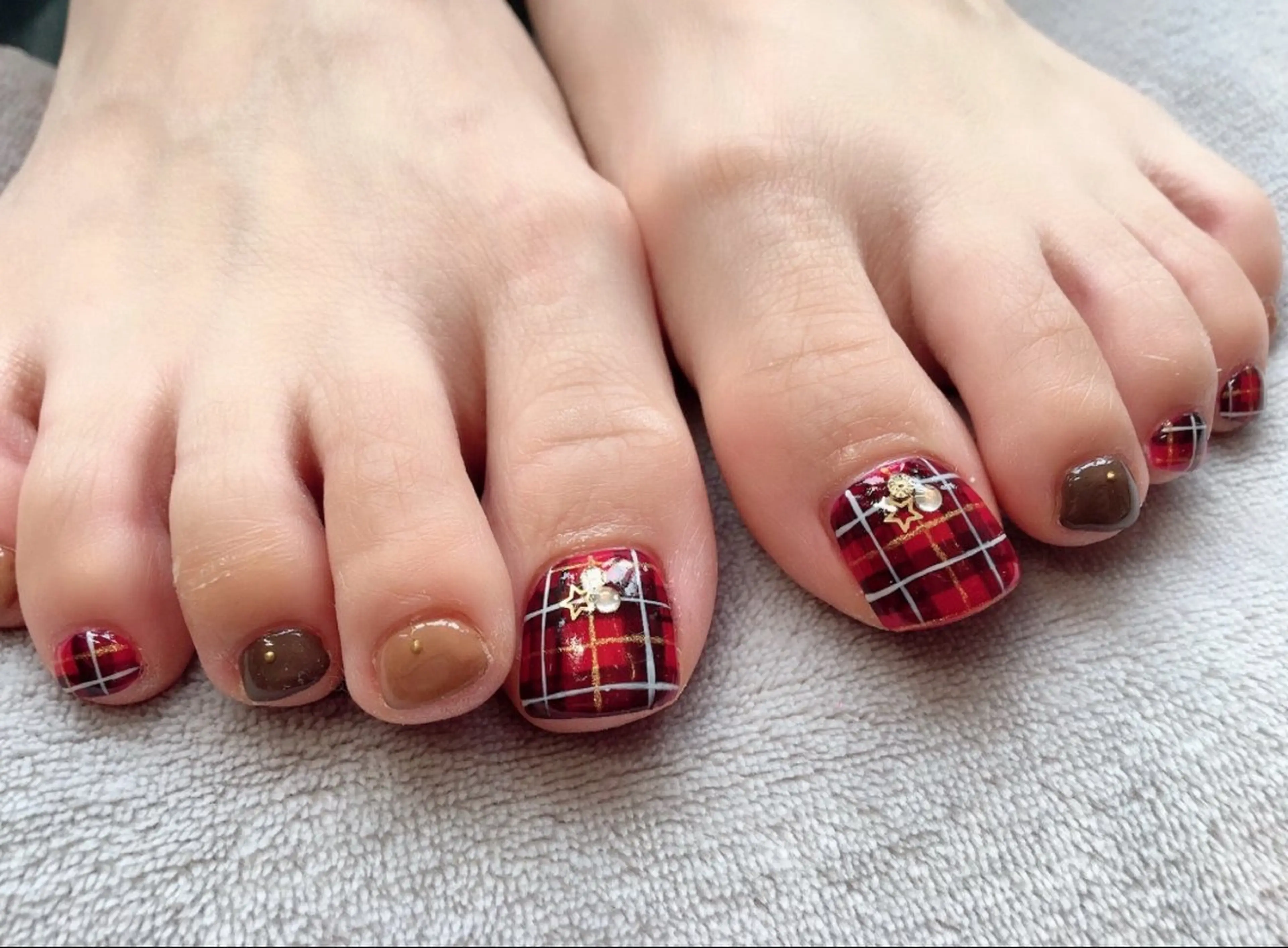 ネイル アニマル柄 フットネイル Nailsalon Rのネイルデザイン