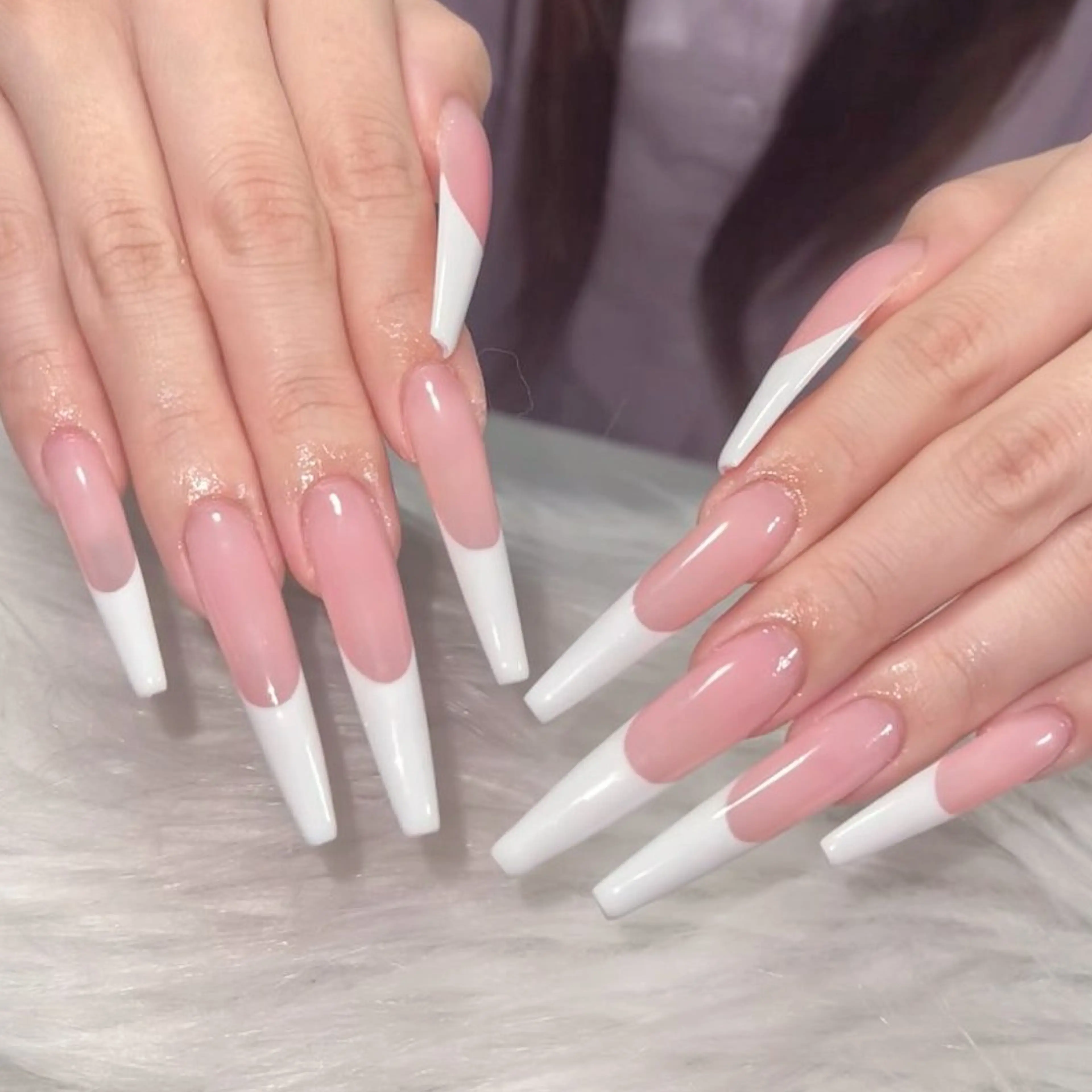 ネイル オーロラネイル クリアネイル 成人式 フラッシュネイル ジェルネイル ハンドネイル Amee Nail Salonのネイルデザイン