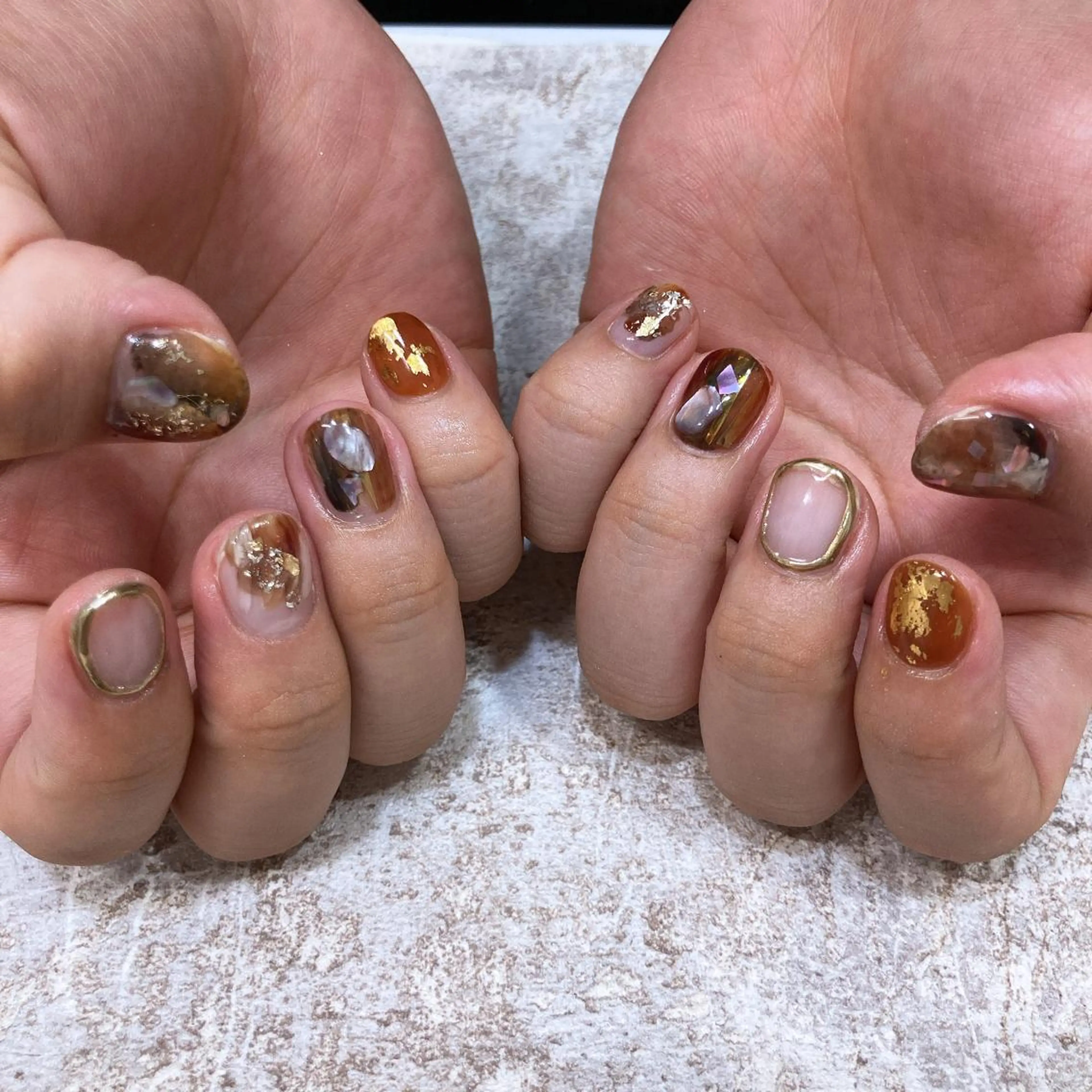 ネイル ニュアンスネイル elu ：nail＆eyeのネイルデザイン