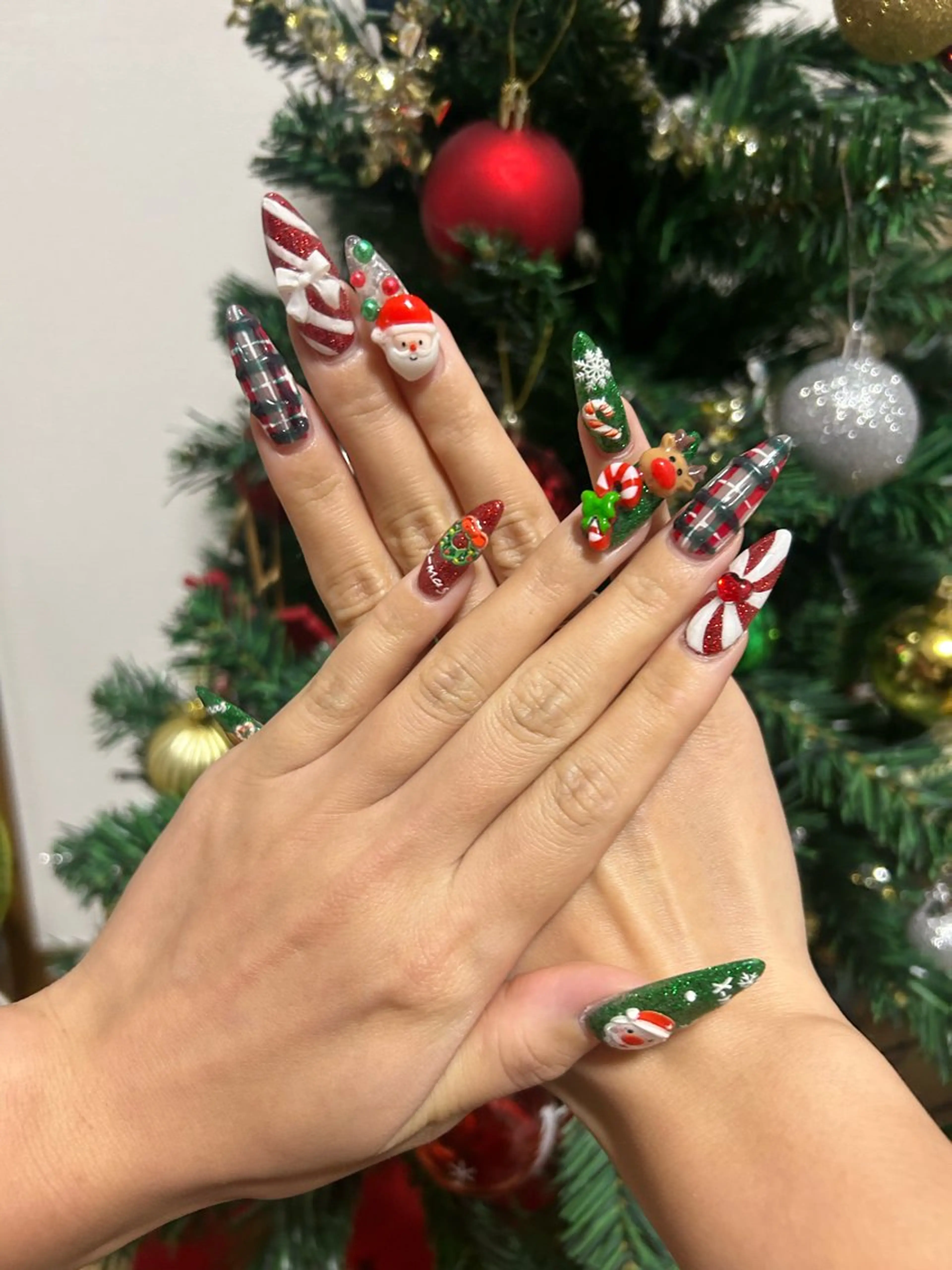 ネイル ハンドネイル FlyingSeep 🐑kaho💟🌈のネイルデザイン