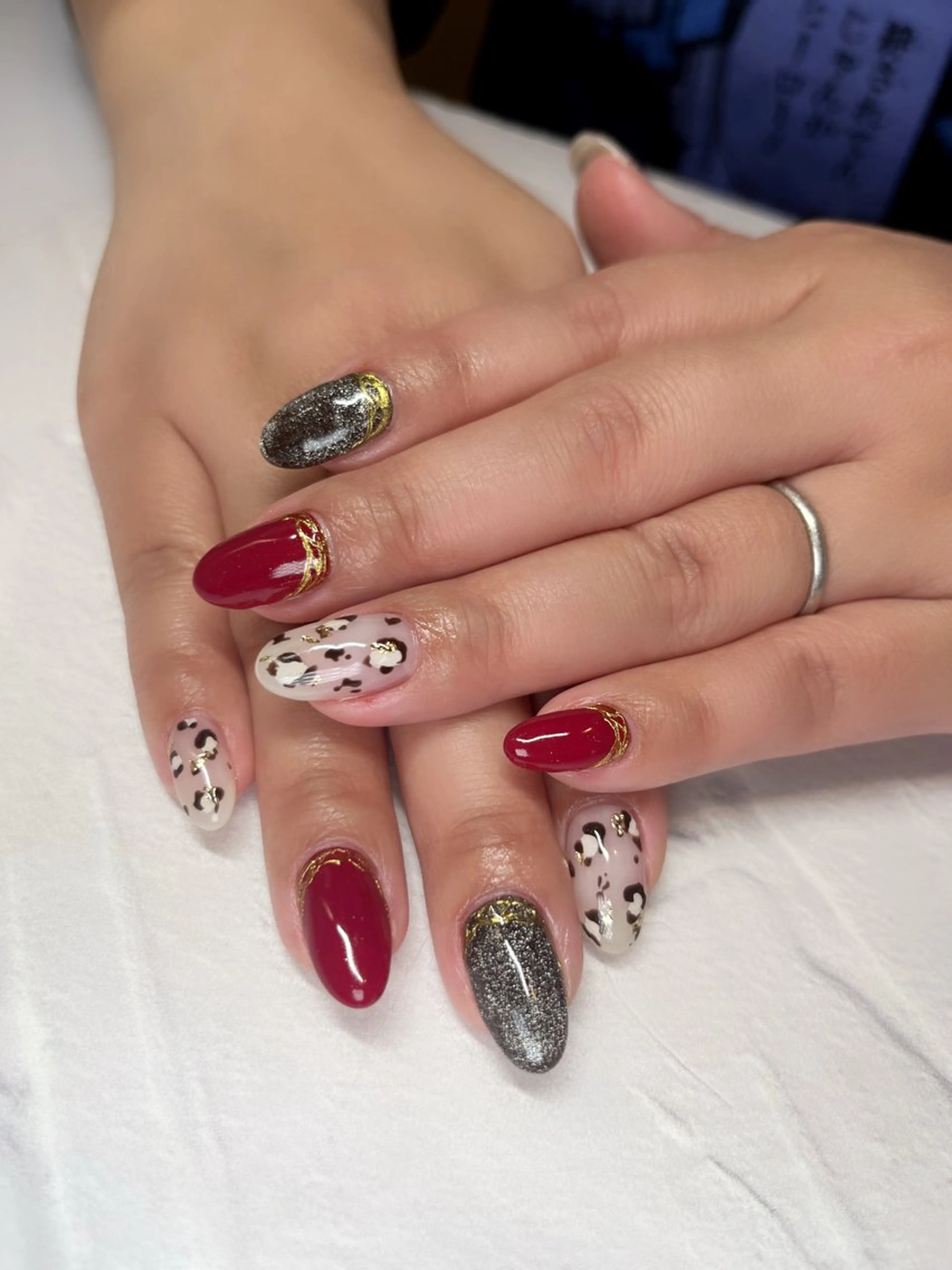 ネイル ハンドネイル li___nail 31のネイルデザイン