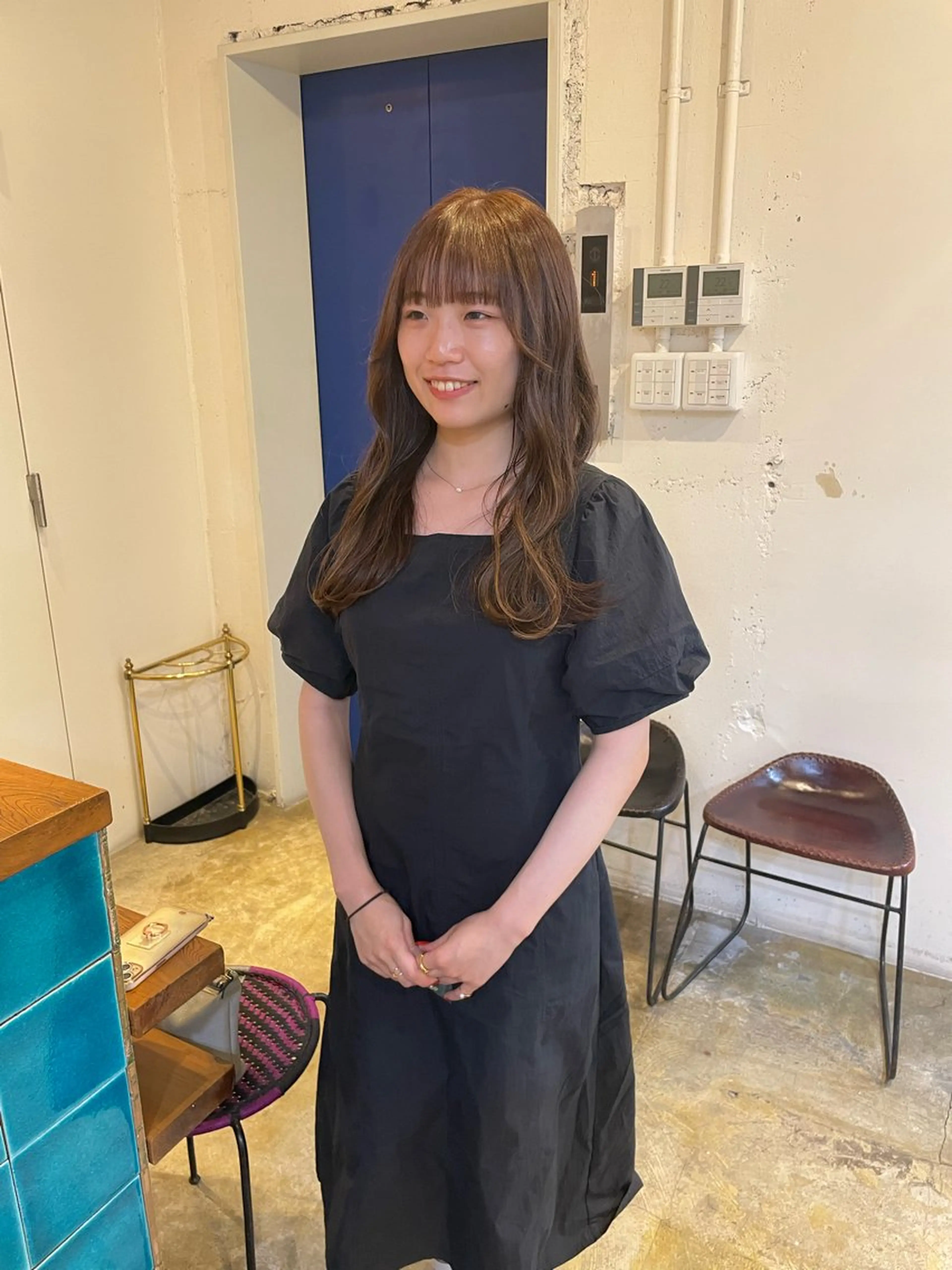 ロング カラー ベージュカラー ヘアカラー トリートメント MIOベージュカラー 柔らかいカラーのヘアスタイル