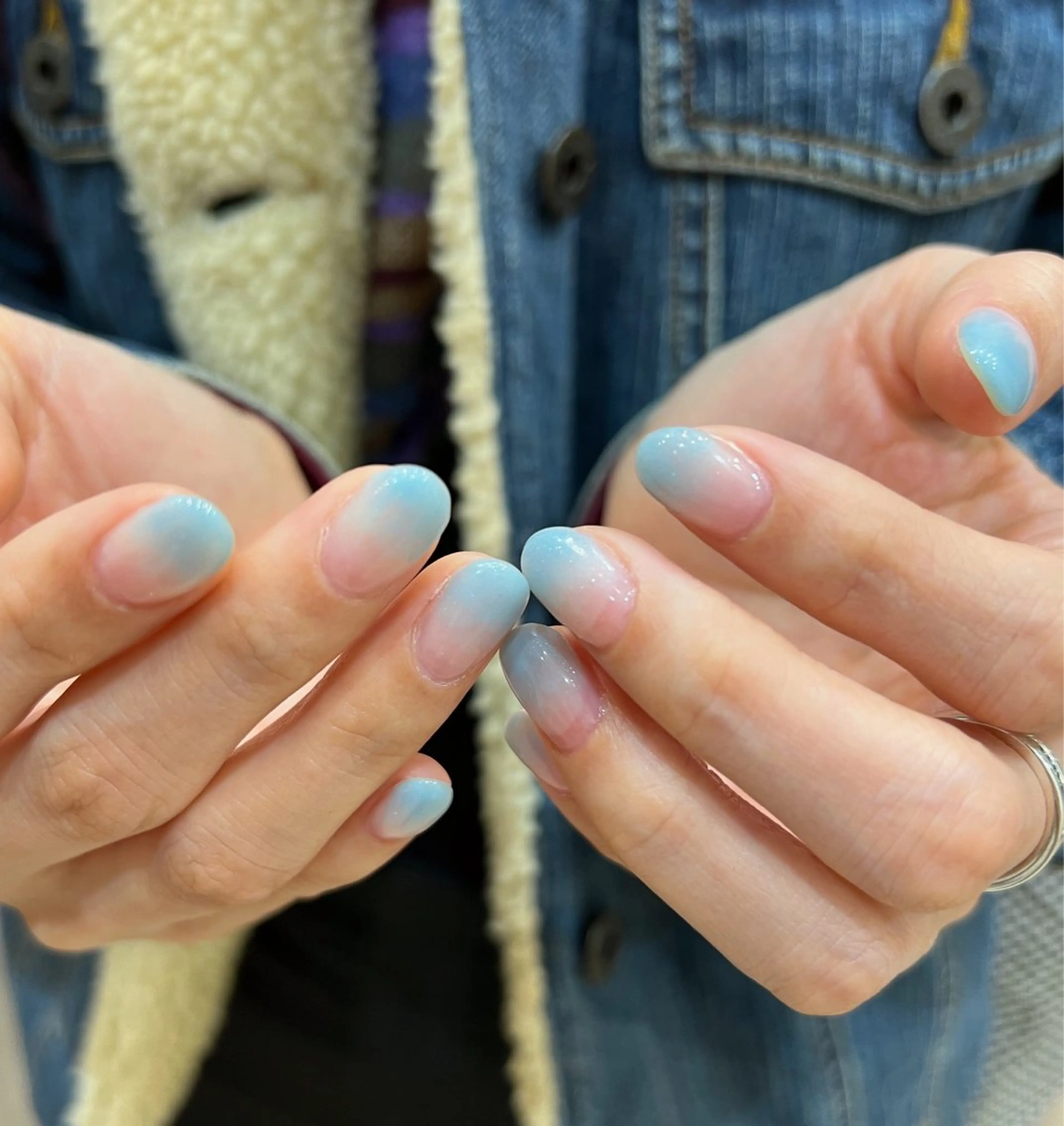 ネイル グラデーション ハンドネイル ヘアメイクネイリスト 💄💅hidemiのヘアスタイル