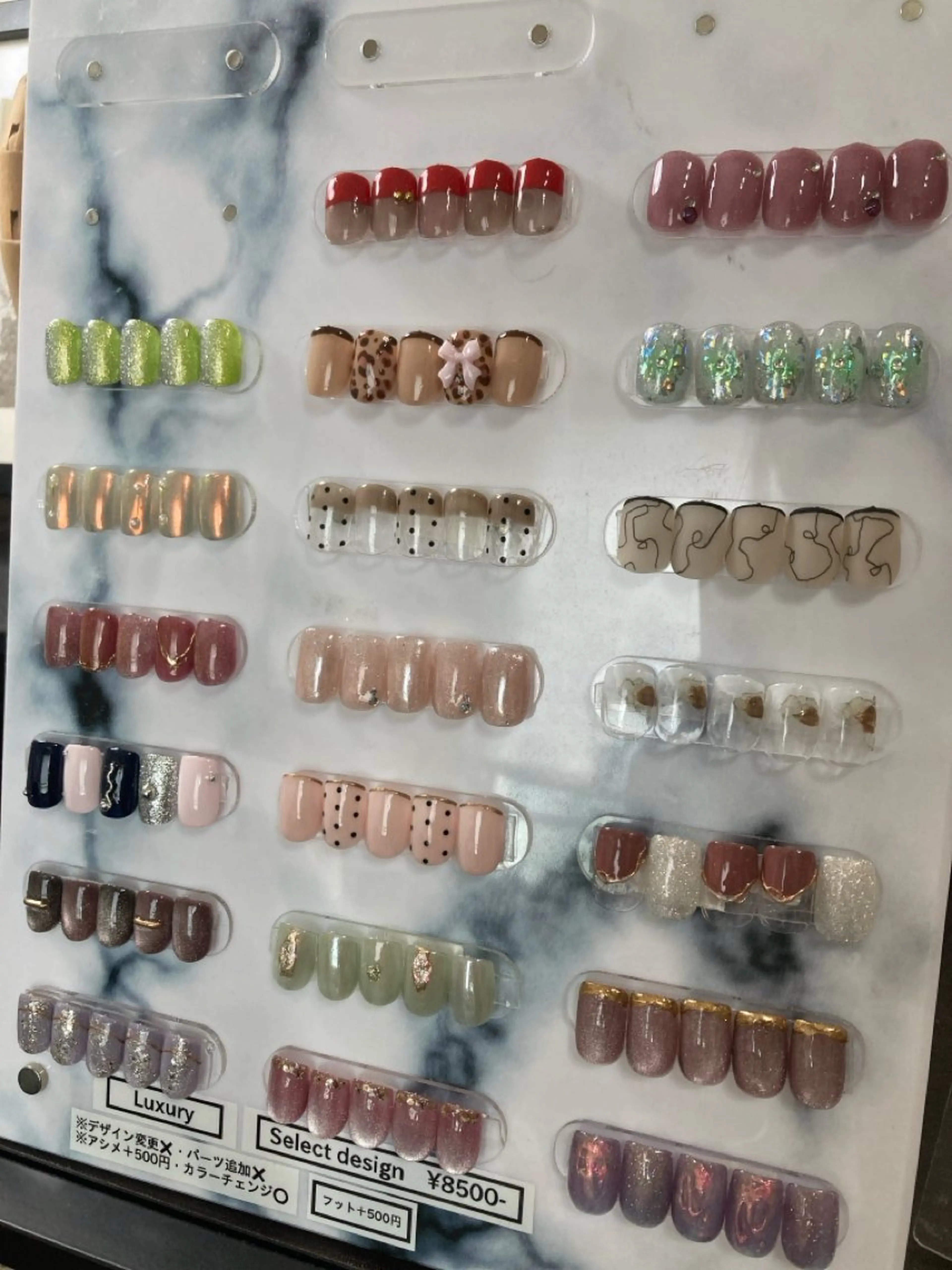 ネイル Legit nail salonのネイルデザイン