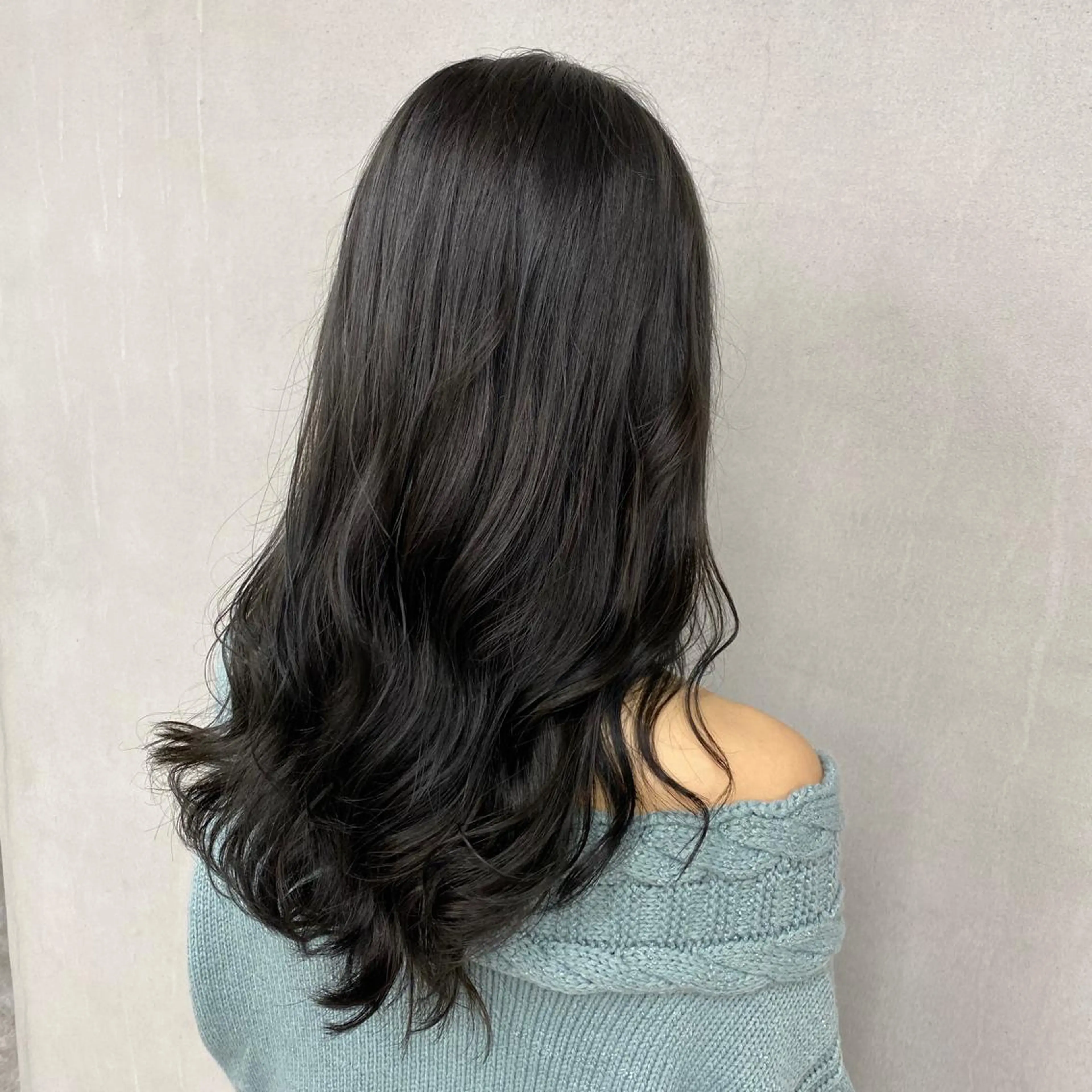 ロング ヘアアレンジ 平川 夏海のヘアスタイル