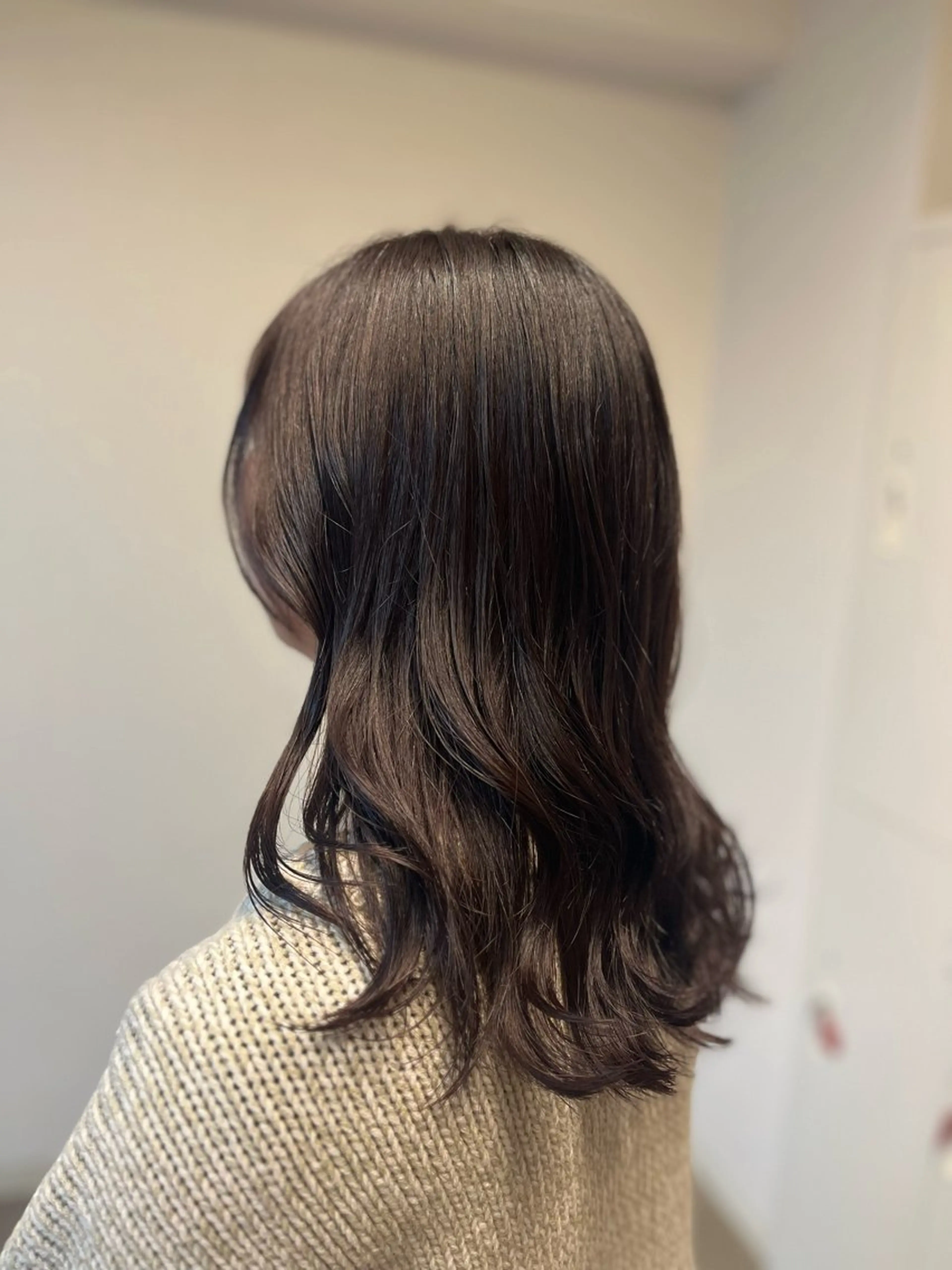 ミディアム アッシュ ヘアカラー トリートメント ヘアセット 縮毛矯正✨グレー ジュカラー✨MOEのヘアスタイル