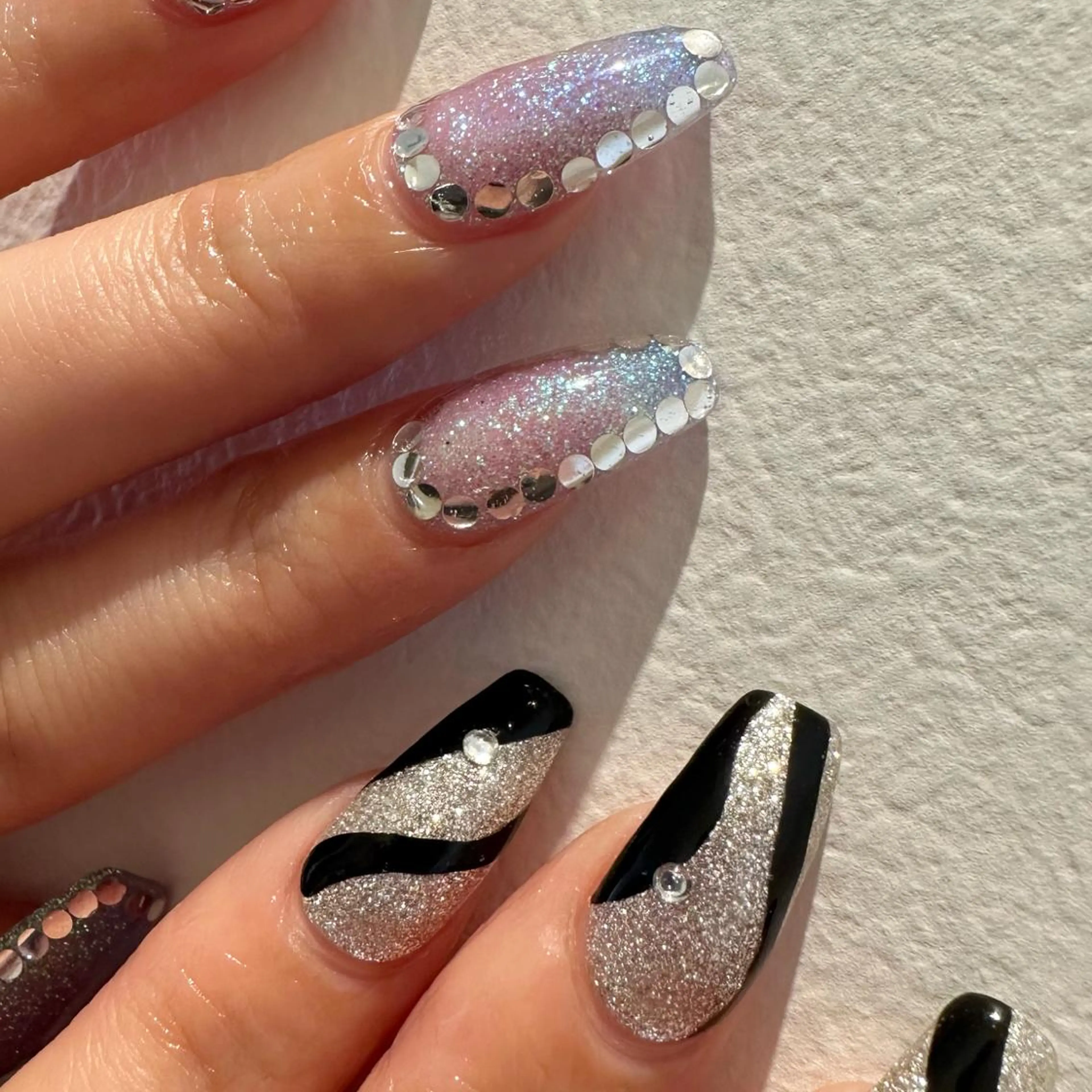 ネイル ハンドネイル 佐藤 穂乃香のネイルデザイン