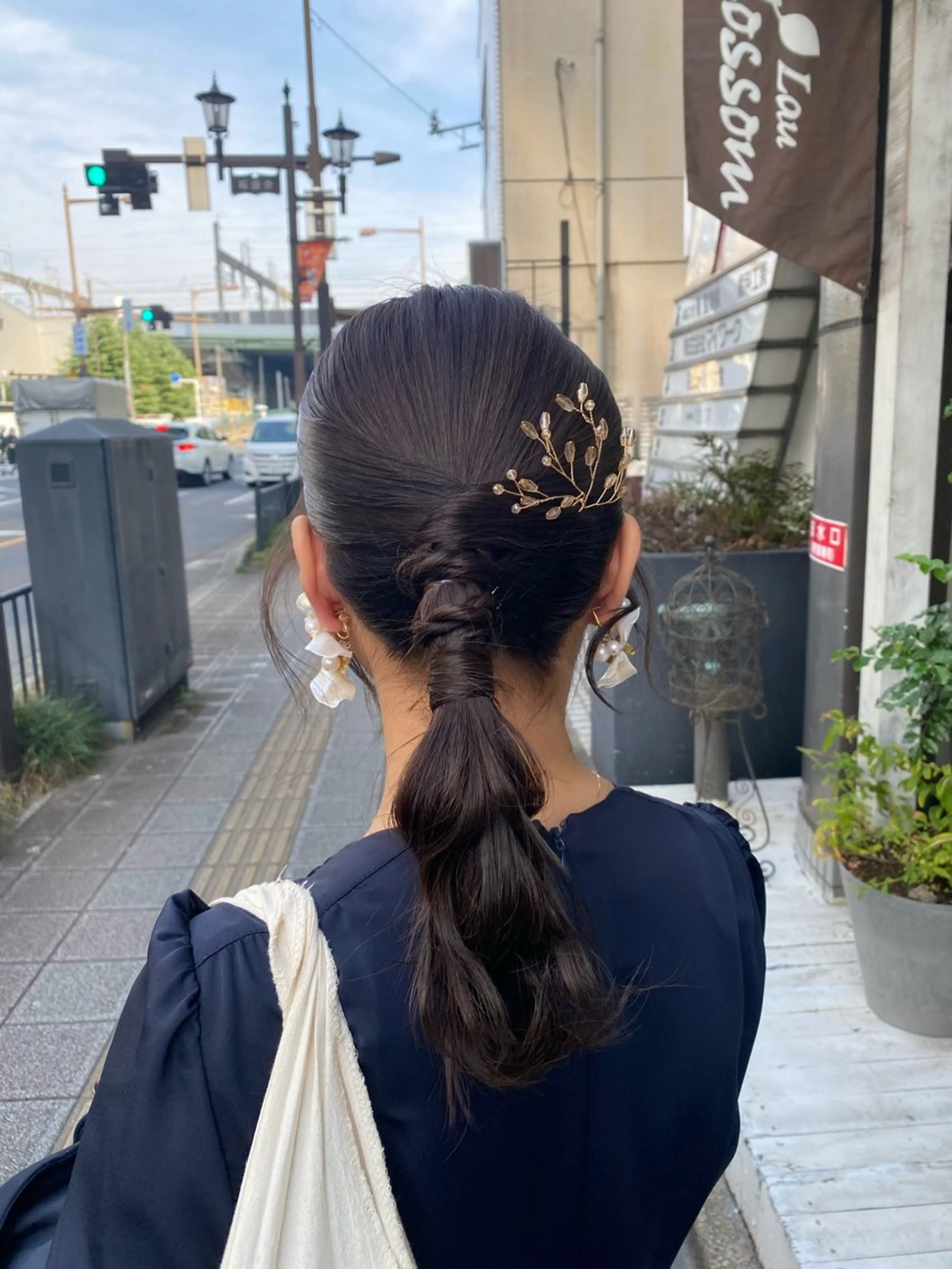 ミディアム 鈴木 奈波のヘアスタイル