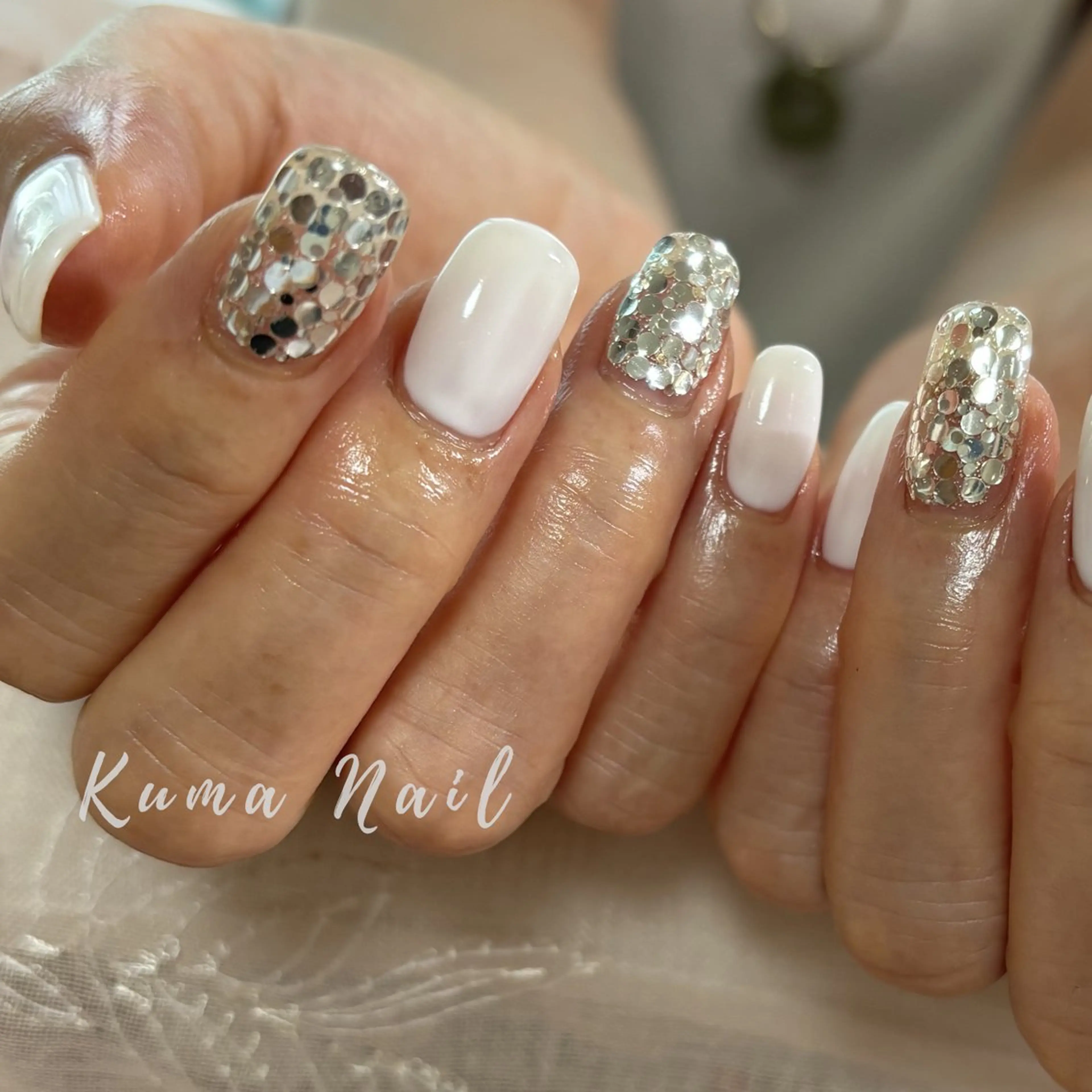 ネイル ラメ(グリッター) ブライダルネイル ホワイト ハンドネイル 藤が丘ネイル Kuma Nailのネイルデザイン