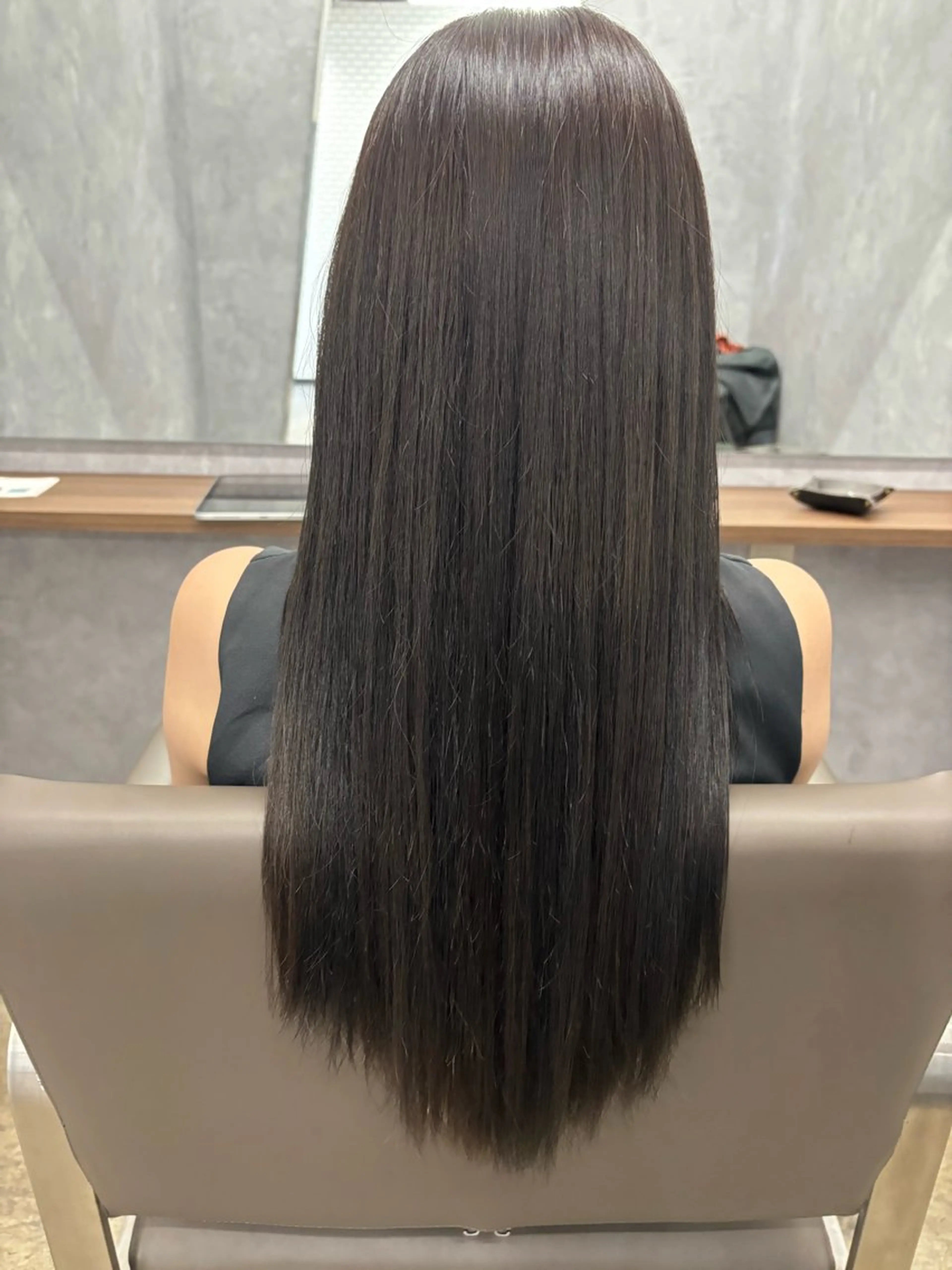 ロング カラー 山崎 美羽のヘアスタイル