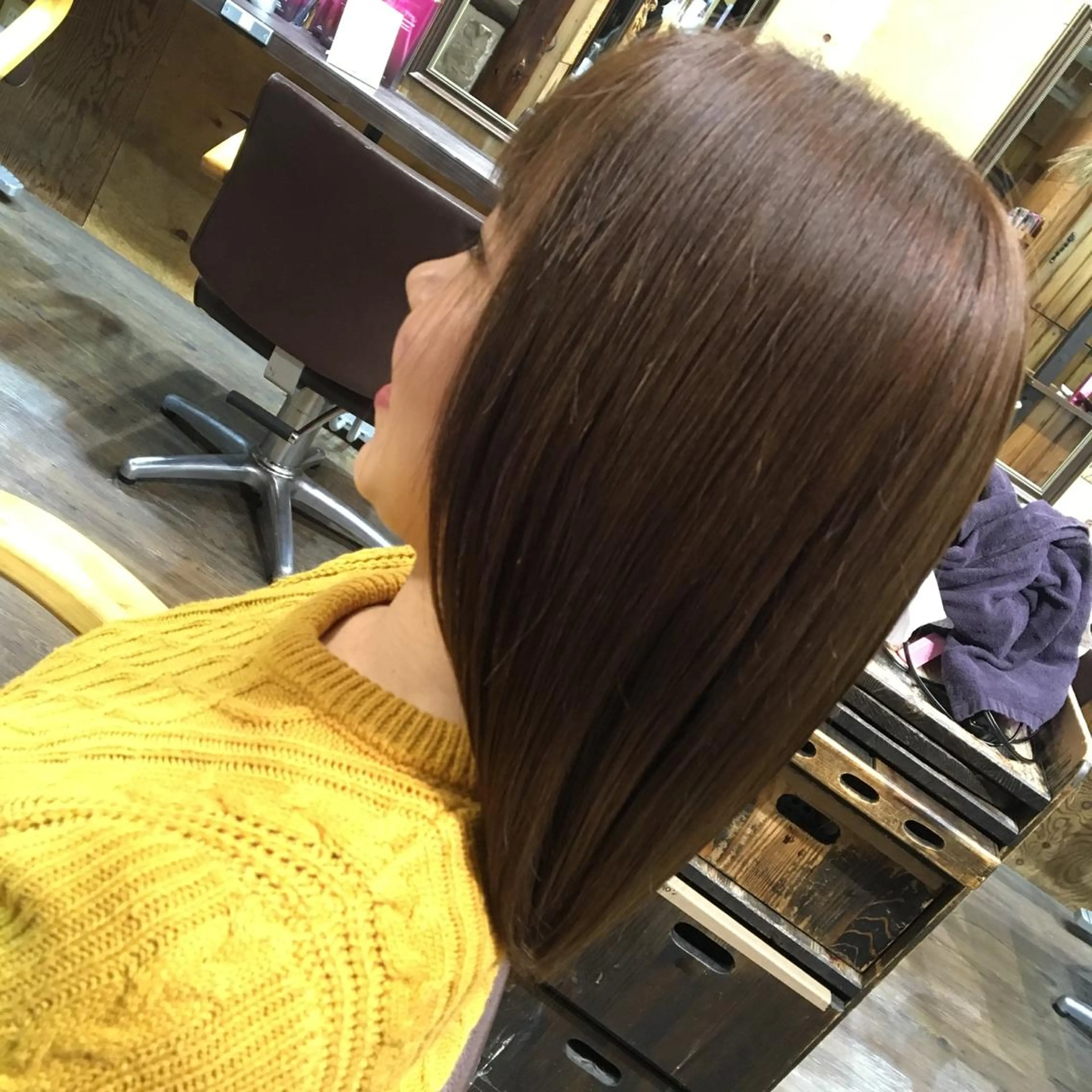 カラー ブラウンカラー IwAsh大和駅前店 河野亜里香のヘアスタイル